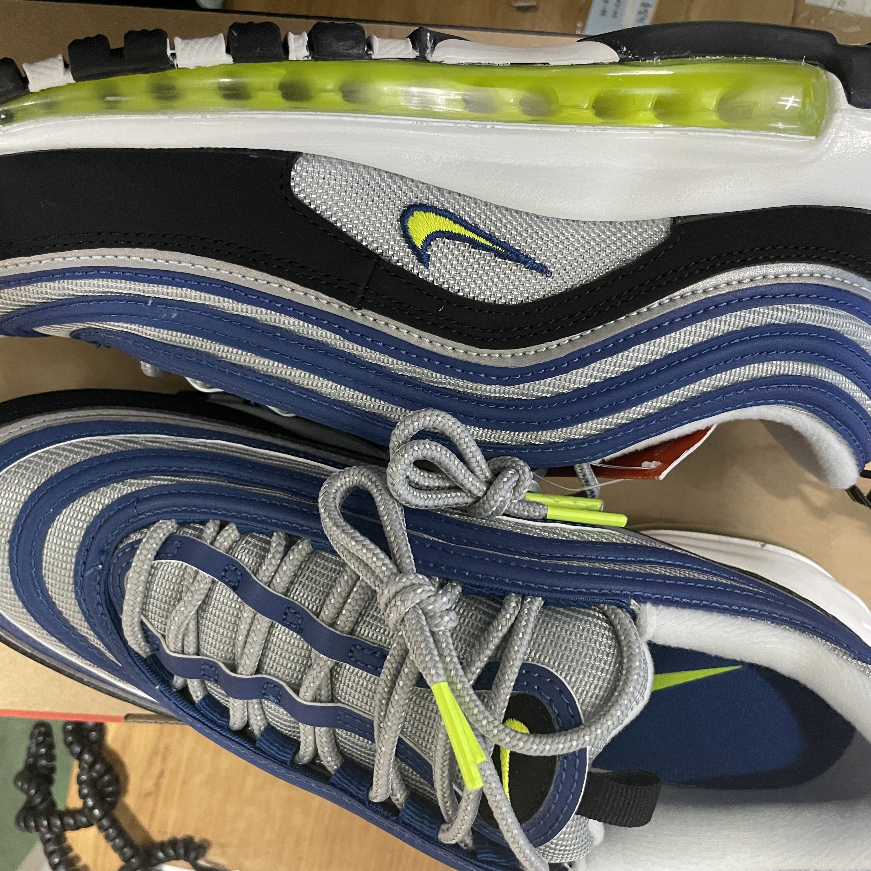 Nike Air Max 97 OG Atlantic Blue and Voltage Yellow 착용 스타일 - 1