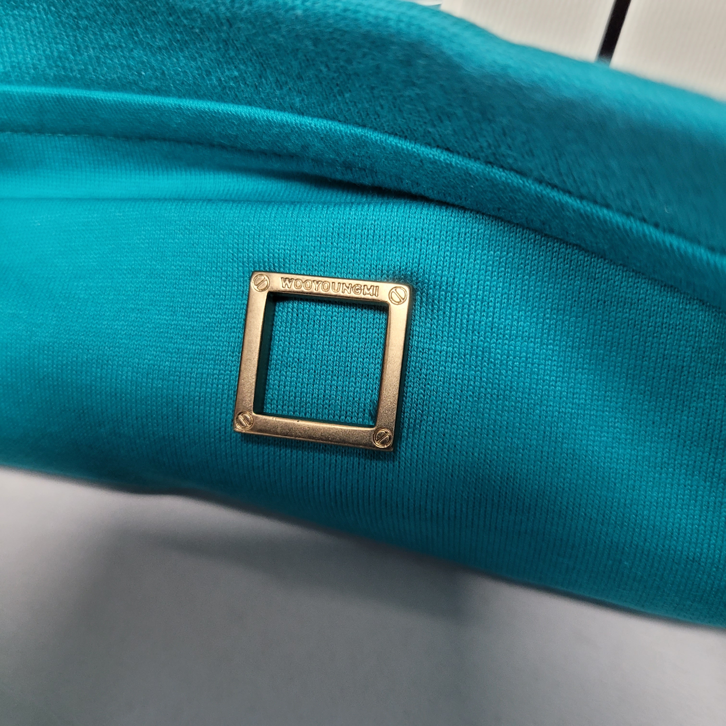 Wooyoungmi White Back Logo T-Shirt Green - 21SS 착용 스타일 - 2