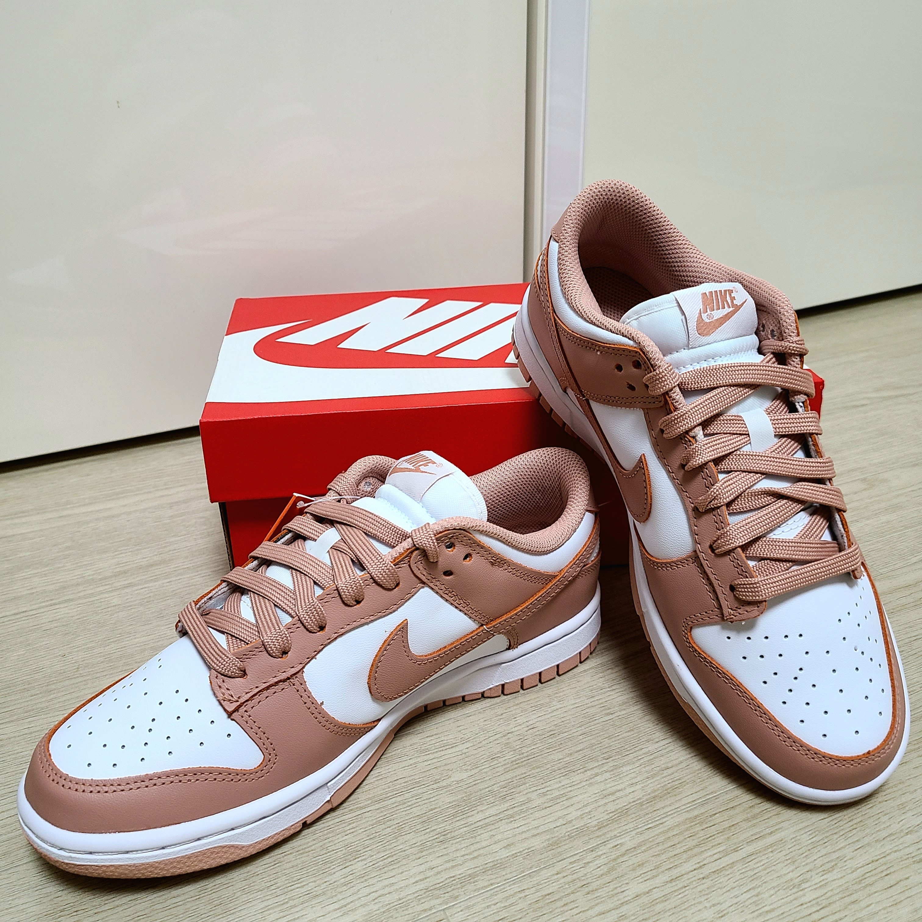 (W) Nike Dunk Low Rose Whisper 착용 스타일
