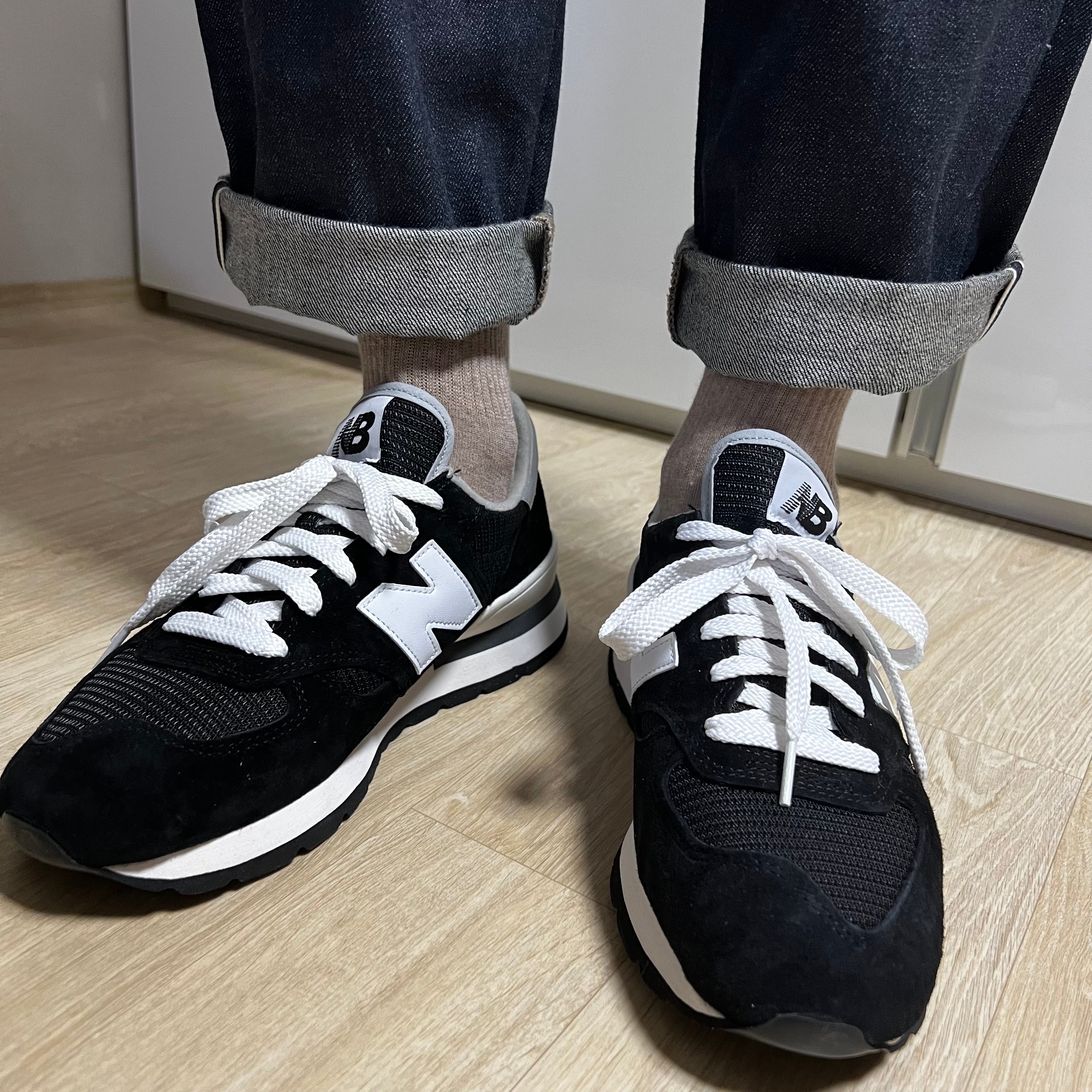 New Balance 990v1 Made in USA Black 착용 스타일 - 1