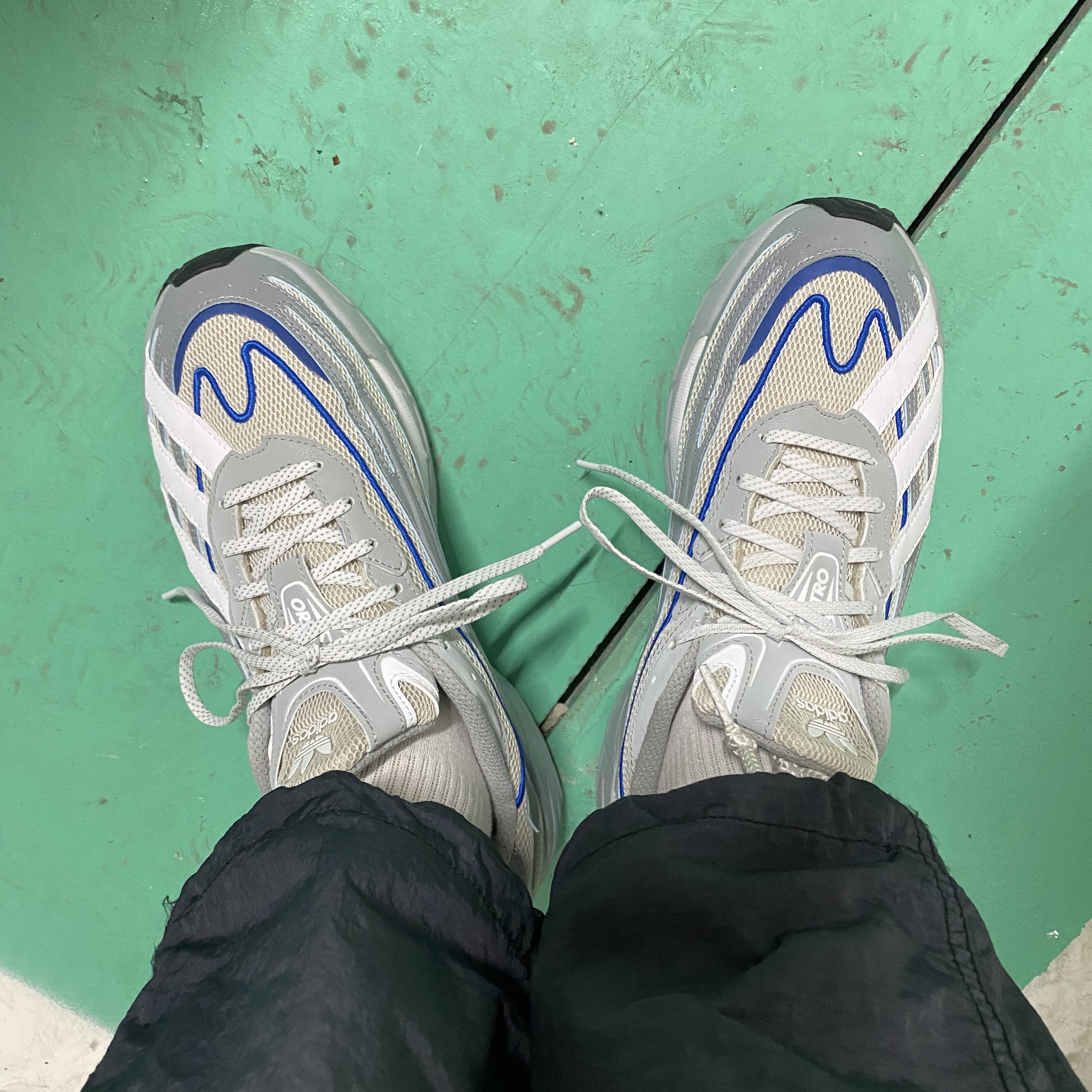 Adidas Orketro Bliss Cloud White 착용 스타일