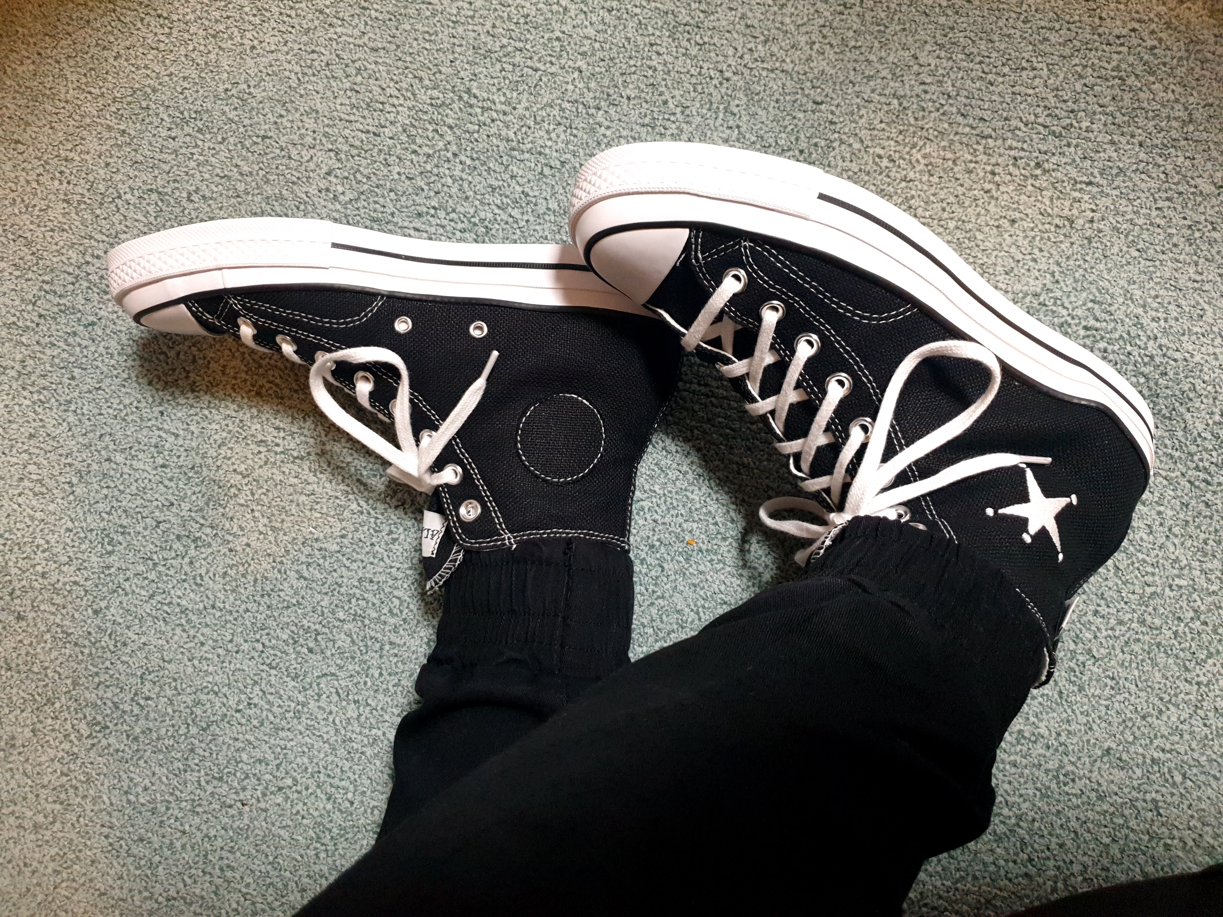 Converse x Stussy Chuck 70 High Black 착용 스타일