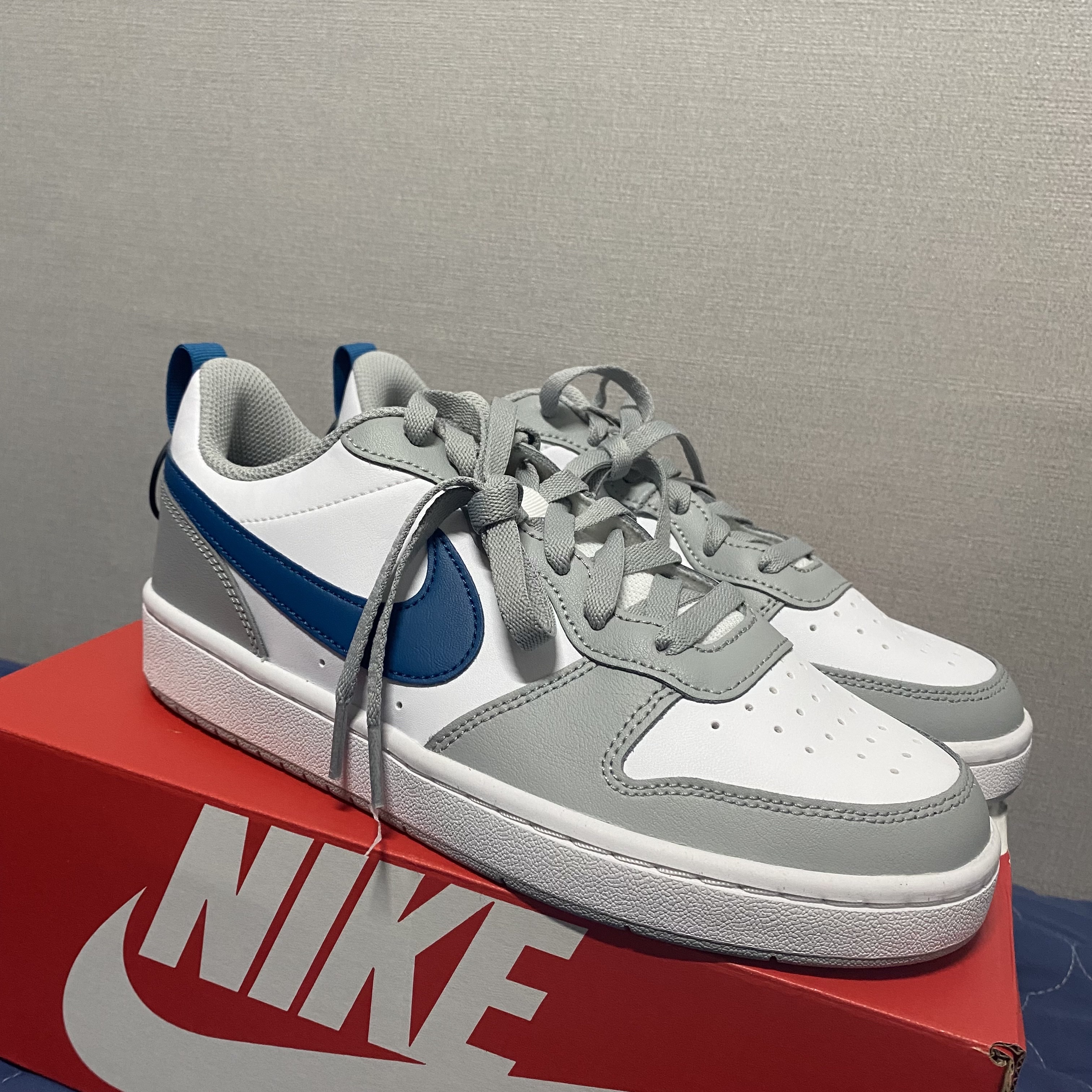 (GS) Nike Court Borough Low 2 Light Smoke Grey 착용 스타일