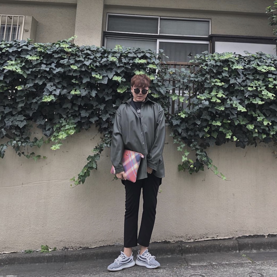 Adidas Yeezy Boost 350 V2 Zebra 2017/2019/2020 착용 스타일 - 1