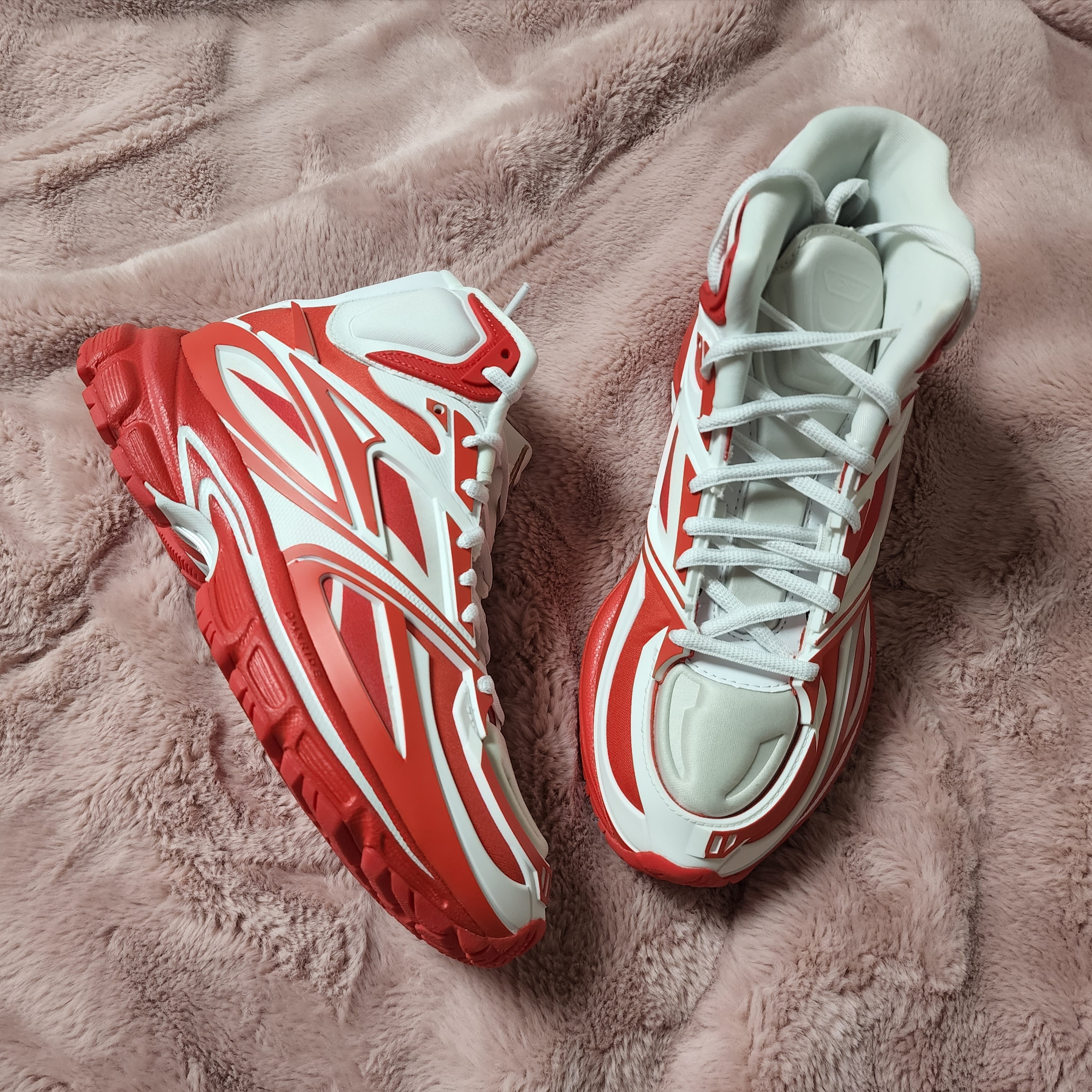 Reebok x Kanghyuk Premier Road Modern Mid White Red, Reebok x Kanghyuk Premier Road Modern White Red  착용 스타일 - 4