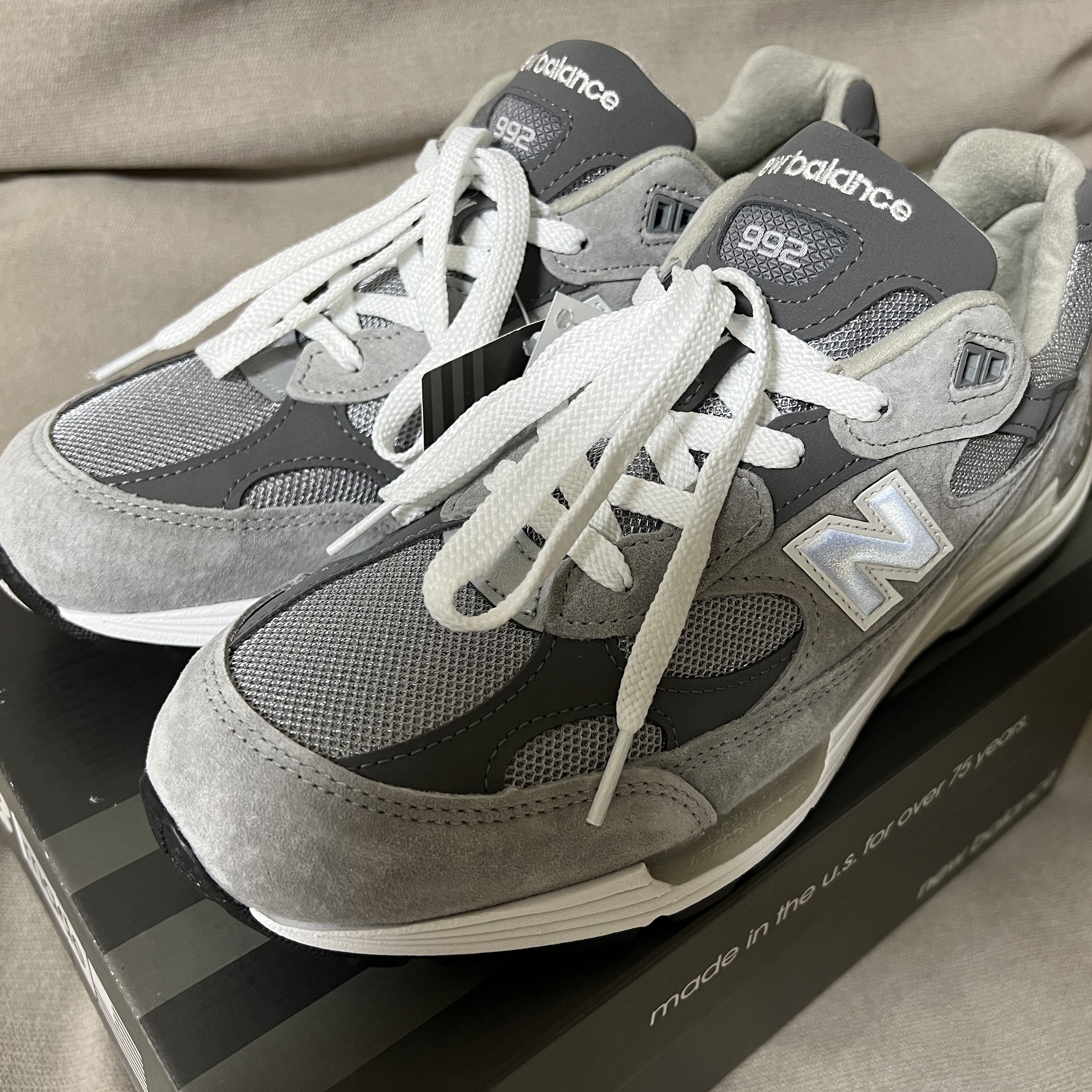 New Balance 992 Made in USA Grey - D Standard 착용 스타일