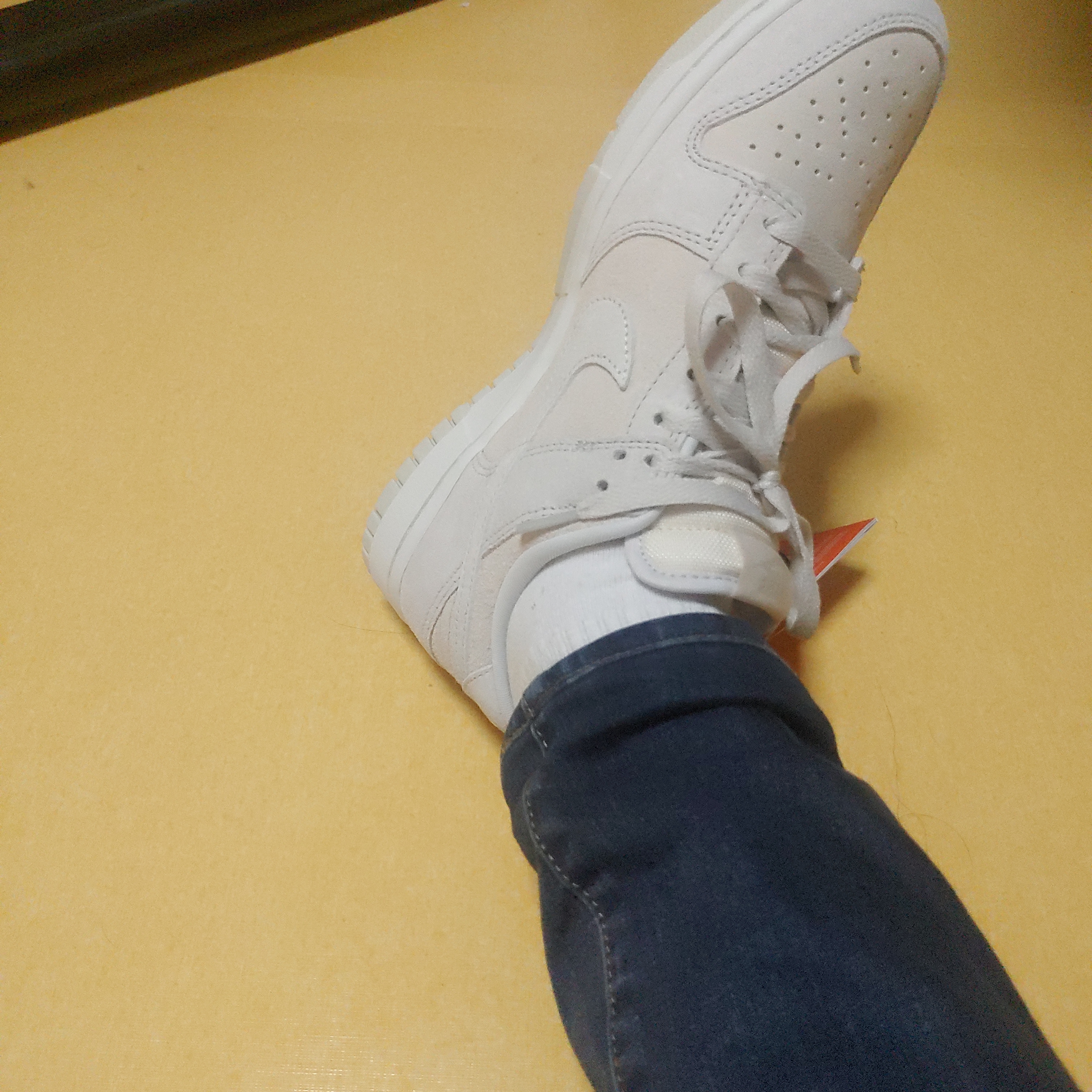 Nike Dunk Low Retro PRM Vast Grey 착용 스타일 - 4