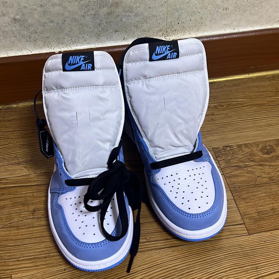 Jordan 1 Retro High OG University Blue, Jordan 1 Retro High OG Black Mocha 착용 스타일 - 4