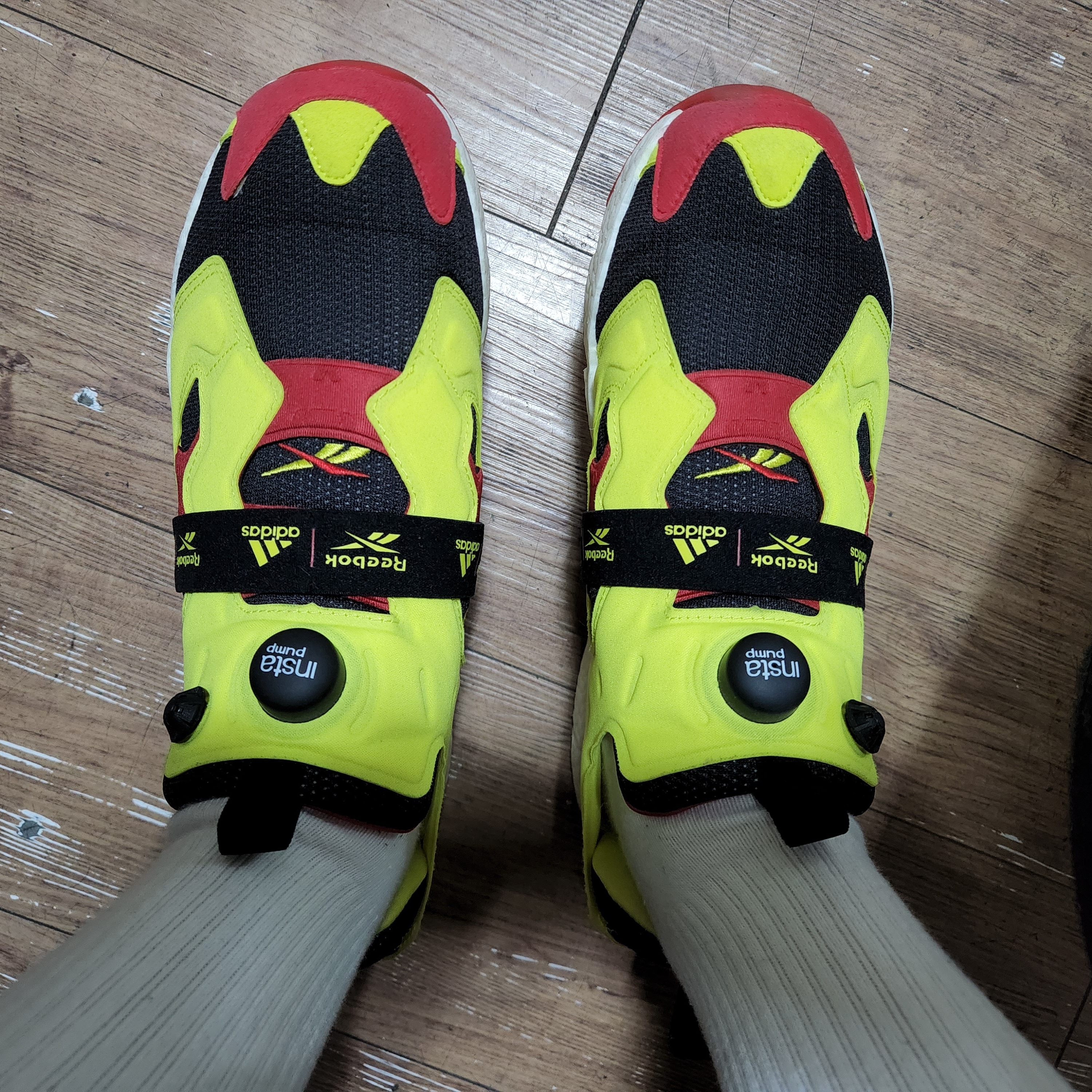 Reebok x Adidas Instapump Fury Boost Citron 착용 스타일 - 3