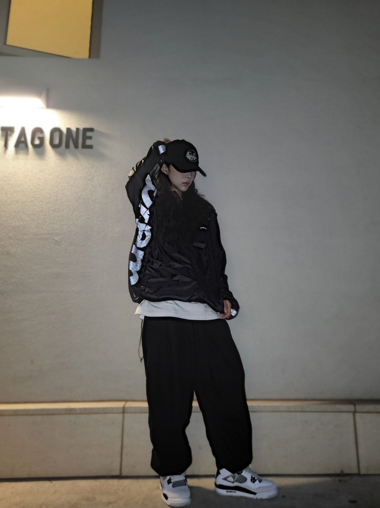 Jordan 4 Retro White and Black, (GS) Jordan 4 Retro White and Black 착용 스타일