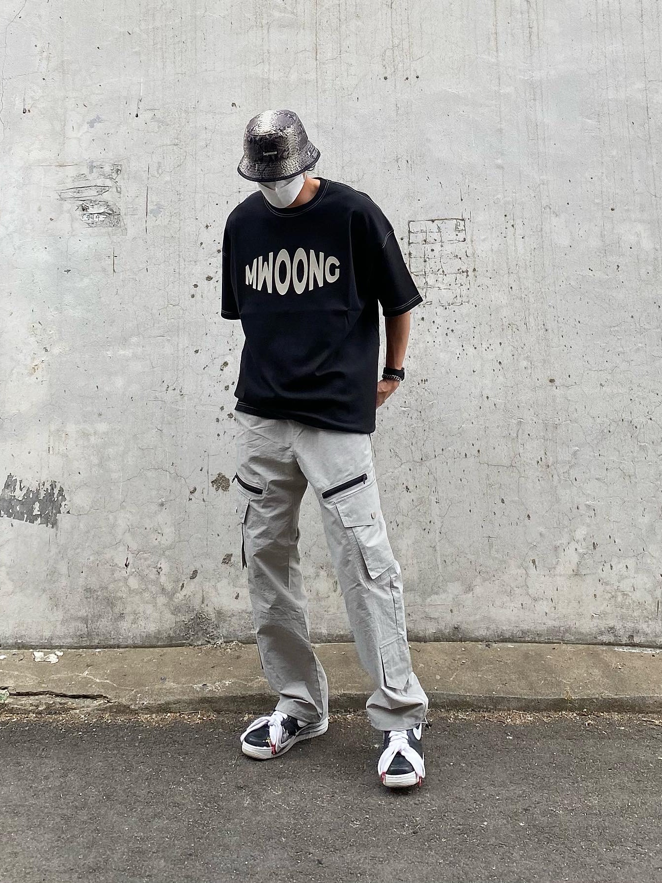 Nike x Peaceminusone Air Force 1 Low Para-Noise, Supreme x The North Face Snakeskin Packable Reversible Crusher Black - 18SS 착용 스타일 - 2