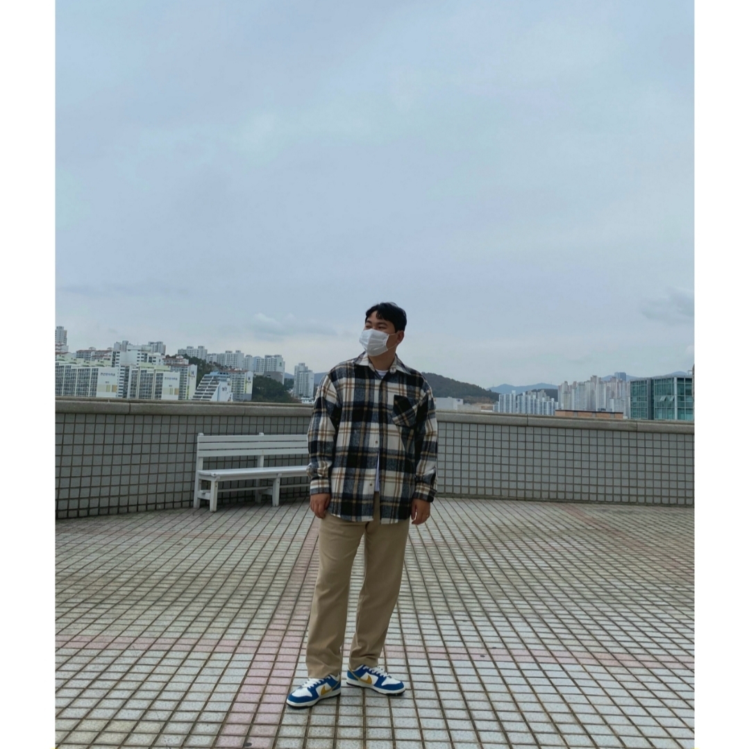 Nike x Peaceminusone Air Force 1 Low Para-Noise, (W) Balenciaga Triple S Trainer Black White Red 착용 스타일 - 4