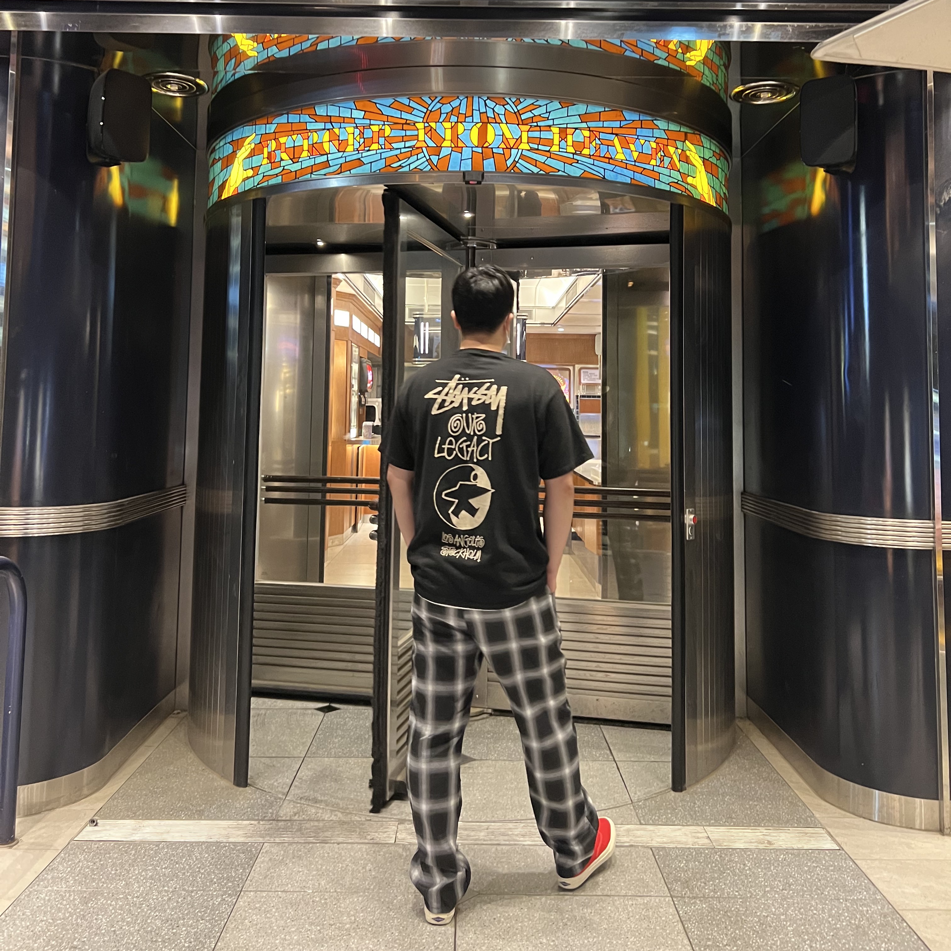 Stussy x Our Legacy Surfman Pig. Dyed T-Shirt Black - 21FW 착용 스타일