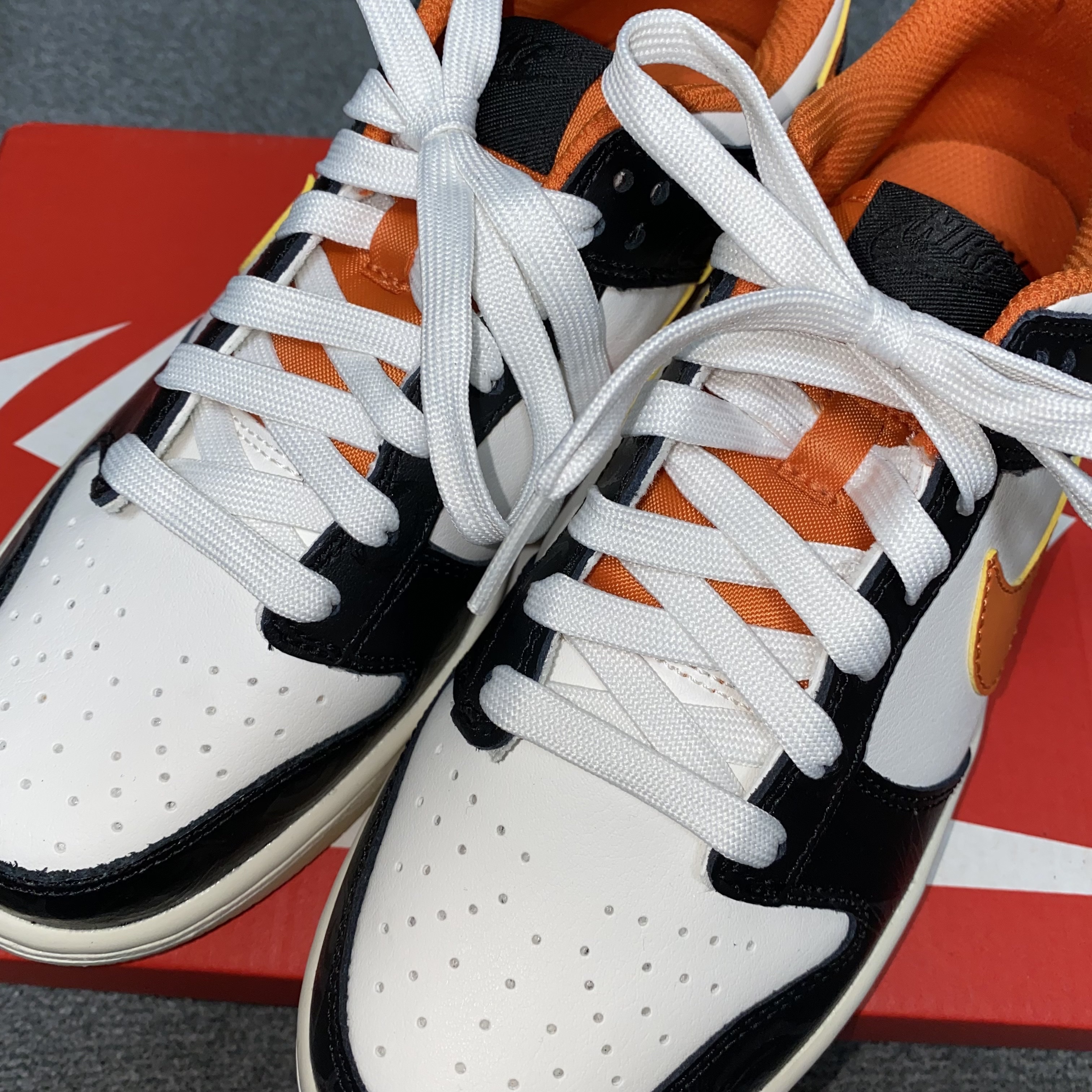 (GS) Nike Dunk Low PRM Halloween 착용 스타일