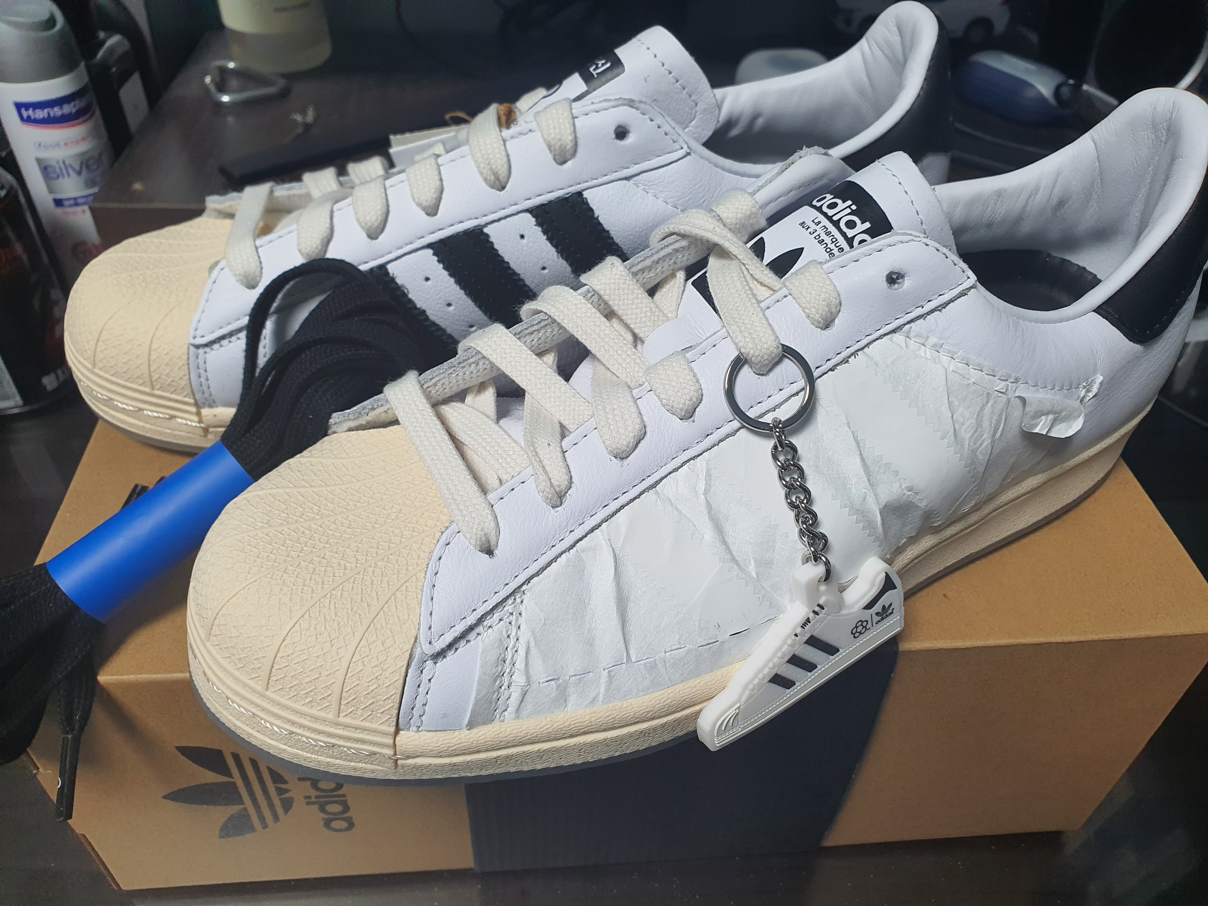 Adidas x Taegeukdang Superstar White Black 착용 스타일