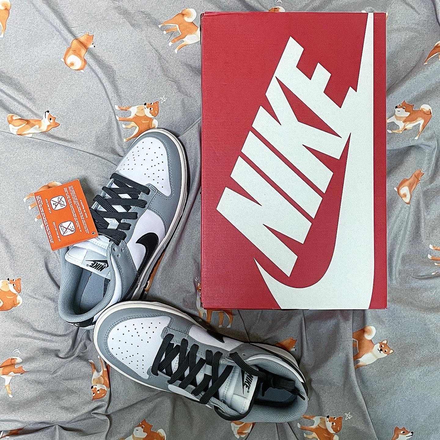 (W) Nike Dunk Low Light Smoke Grey ์ฐฉ์ฉ ์คํ์ผ