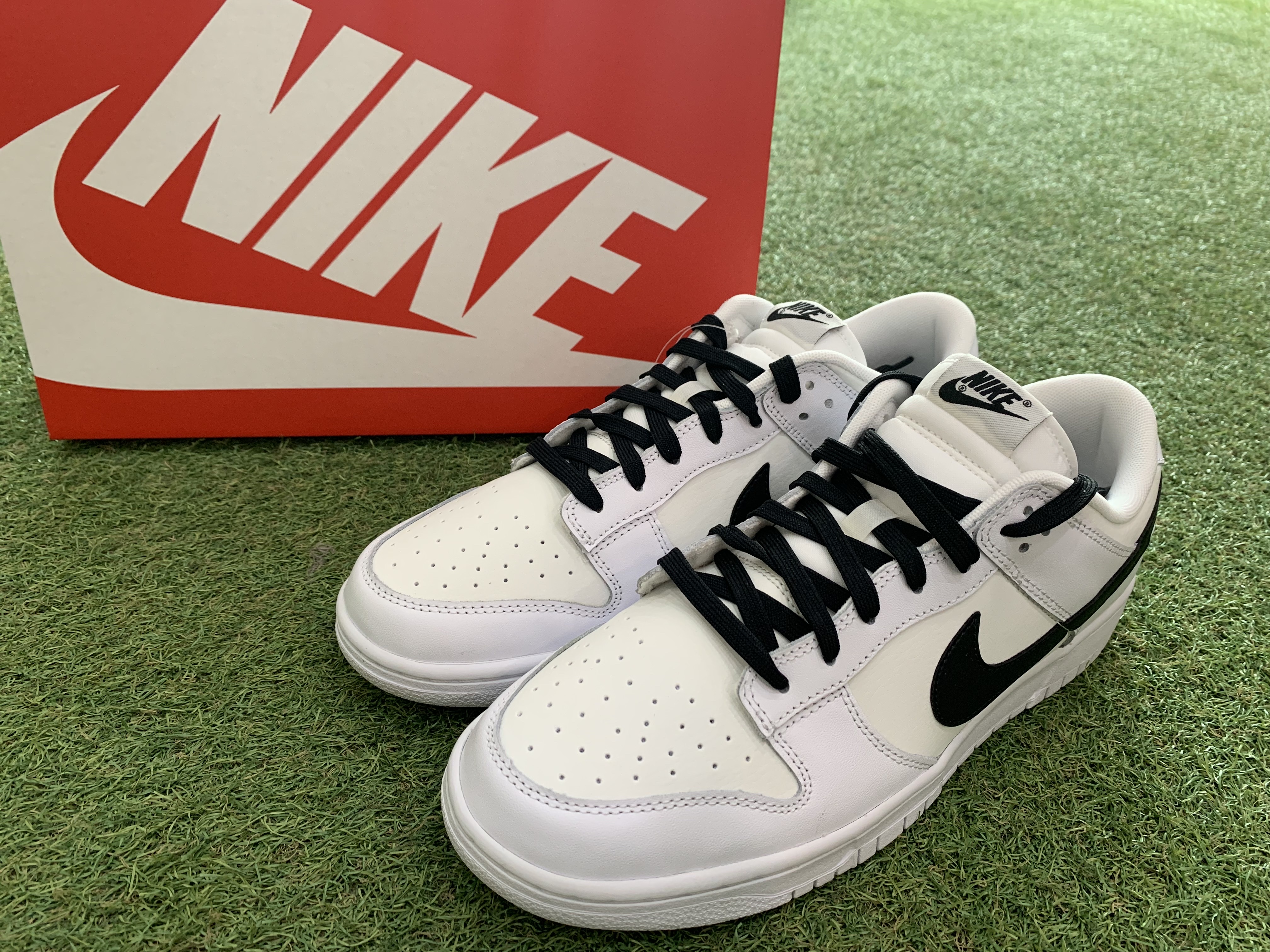 Nike Dunk Low Retro Summit White 착용 스타일 - 1