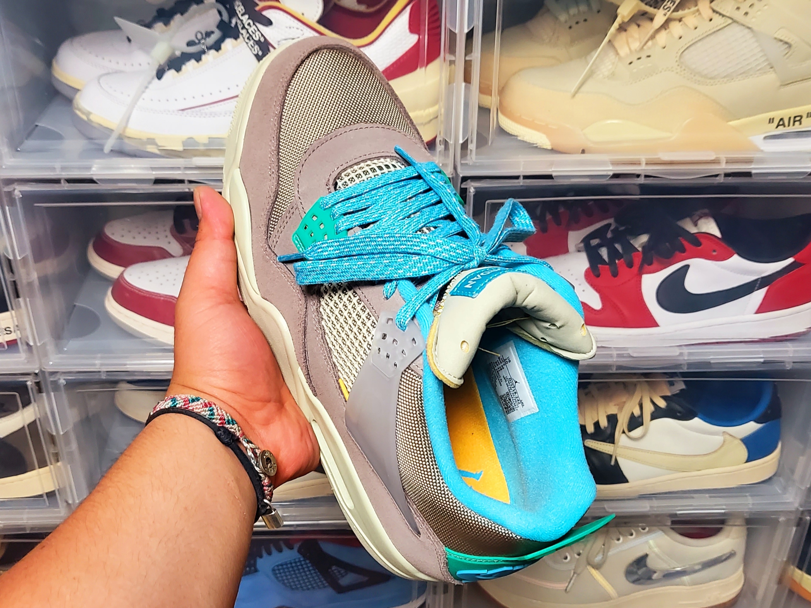 Jordan 4 x Union Retro SP Taupe Haze 착용 스타일 - 3