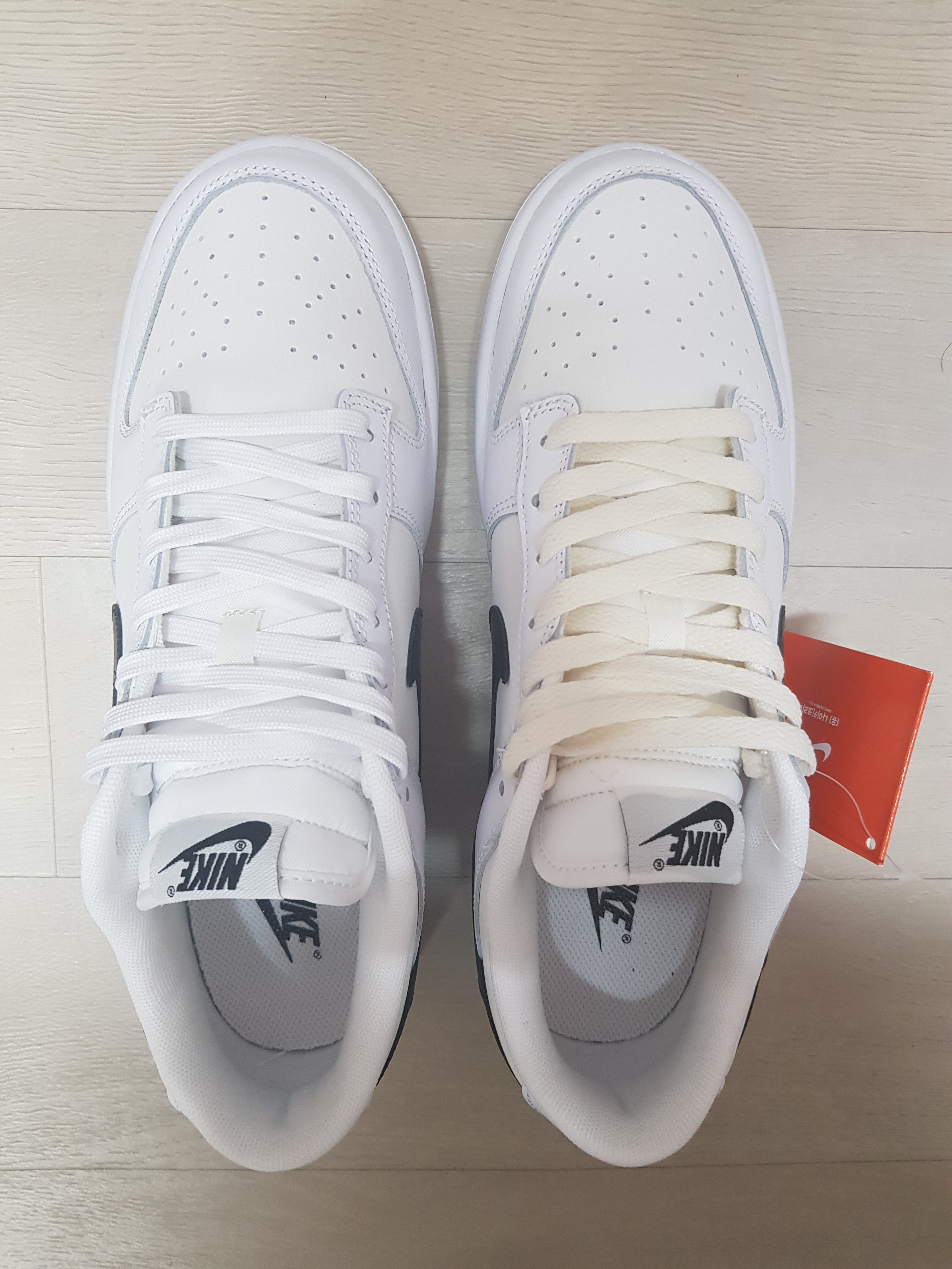 Nike Dunk Low Retro Summit White 착용 스타일 - 2