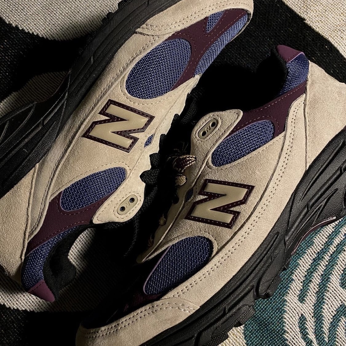 New Balance x Aime Leon Dore 993 Made in USA Taupe, New Balance x Aime Leon Dore 993 Made in USA Brown 착용 스타일 - 3