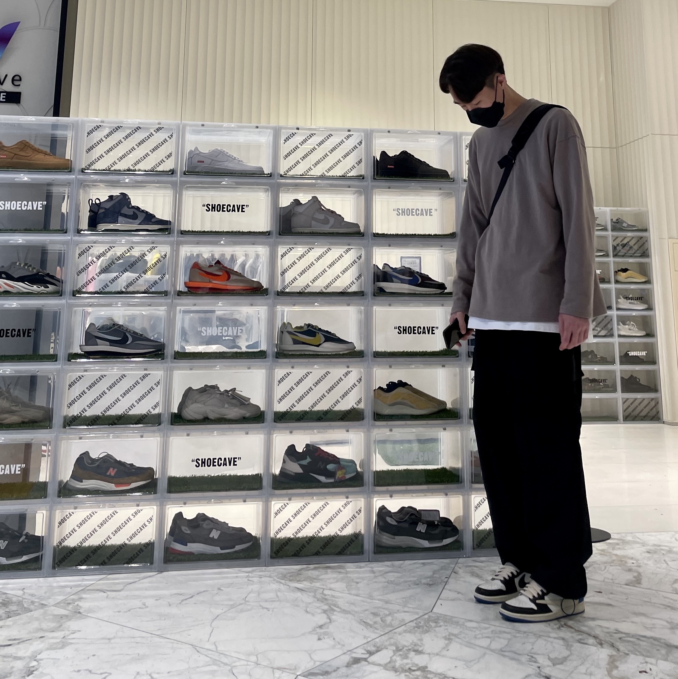 Jordan 1 x Travis Scott x Fragment Retro Low OG SP Military Blue 착용 스타일