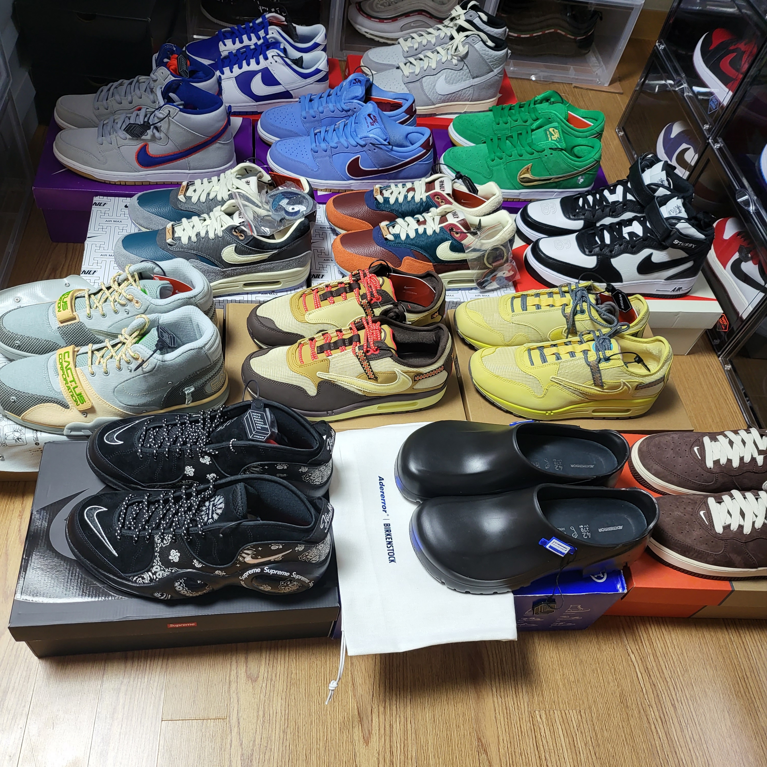 Nike x Travis Scott Air Max 1 Cact.us Brown, Nike x Travis Scott Air Max 1 Cact.us Gold 착용 스타일 - 5