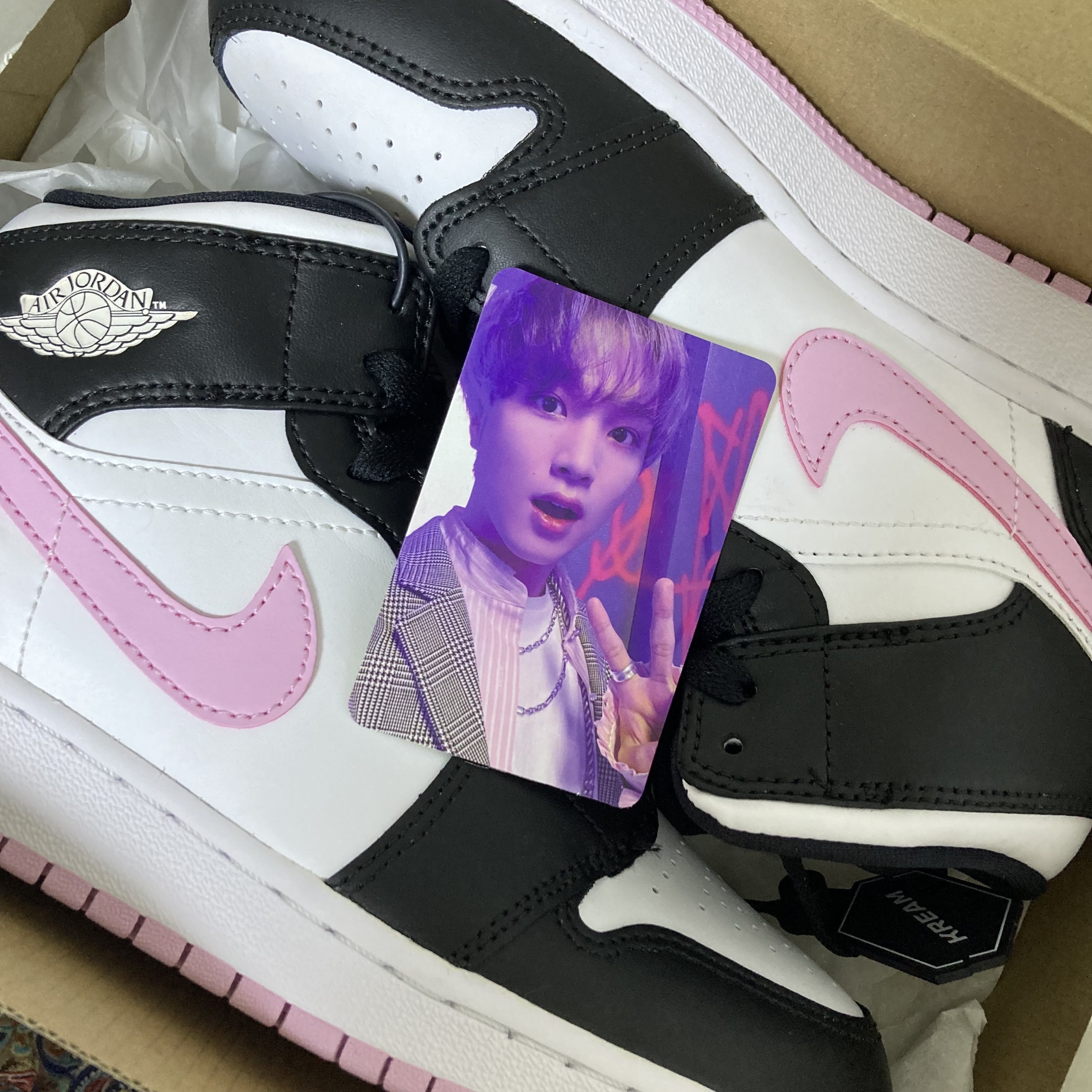 (GS) Jordan 1 Mid Light Arctic Pink 착용 스타일