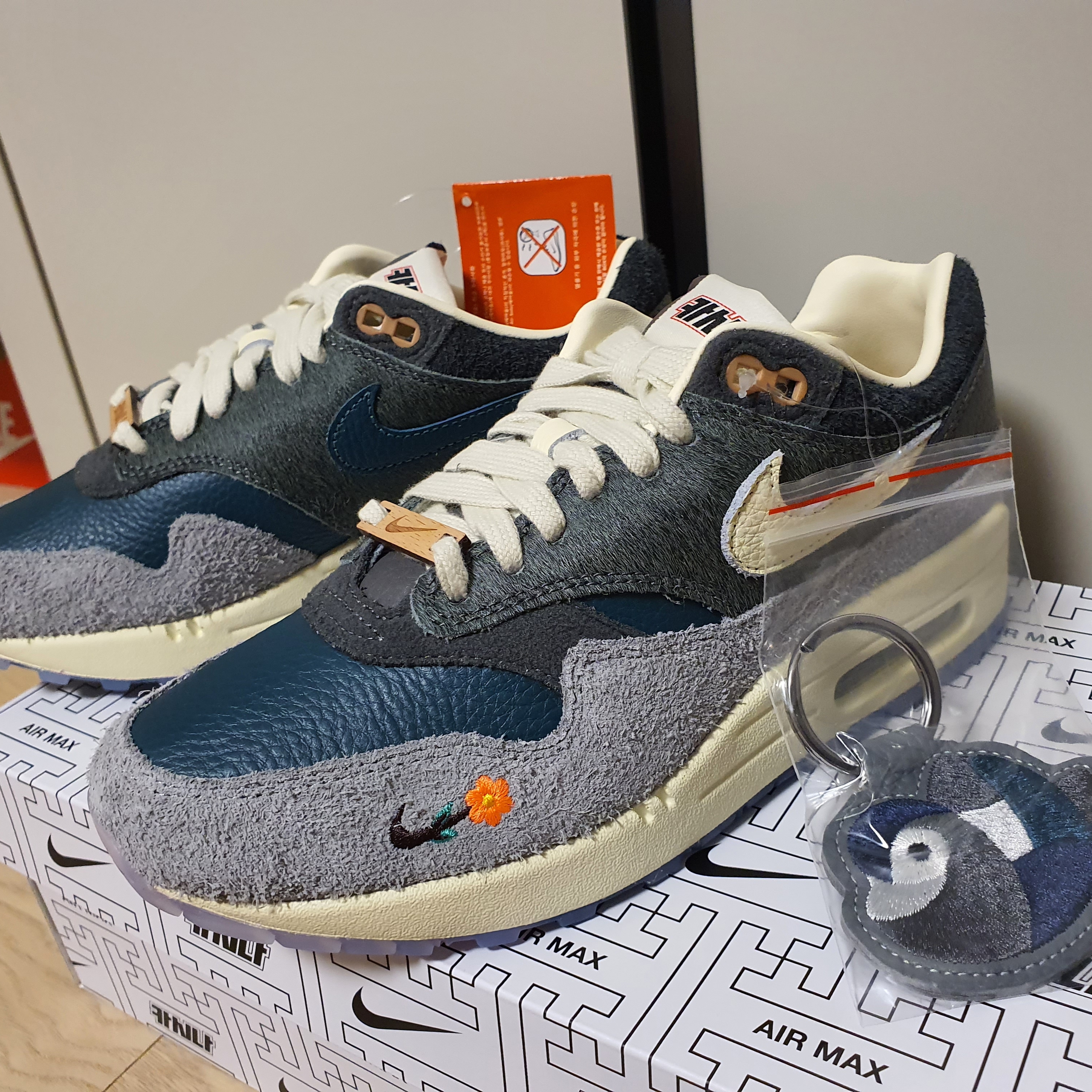 Nike x Kasina Air Max 1 SP Won-Ang Particle Grey 착용 스타일 - 1