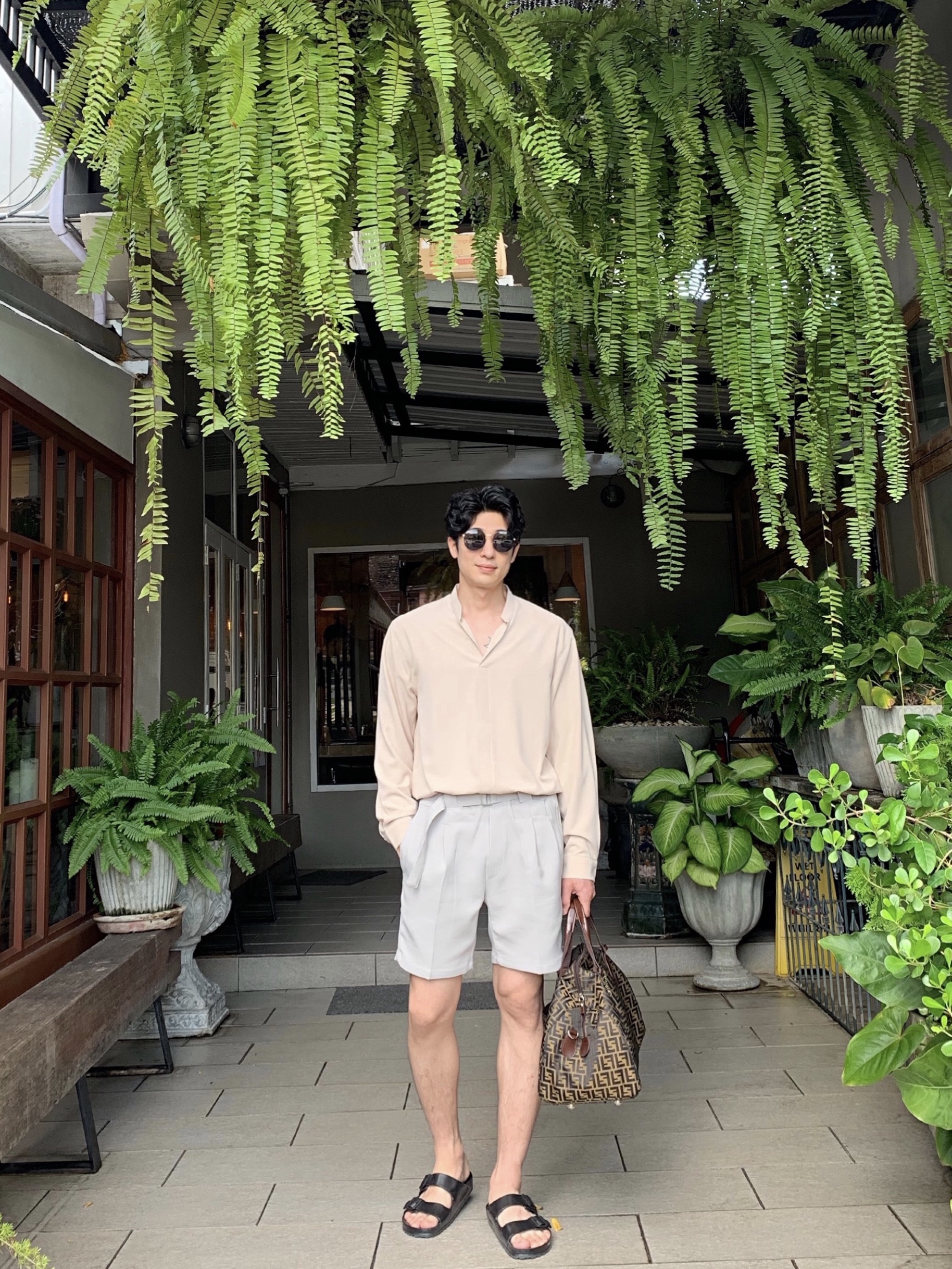 Birkenstock Arizona Essentials Eva Black - Regular 착용 스타일