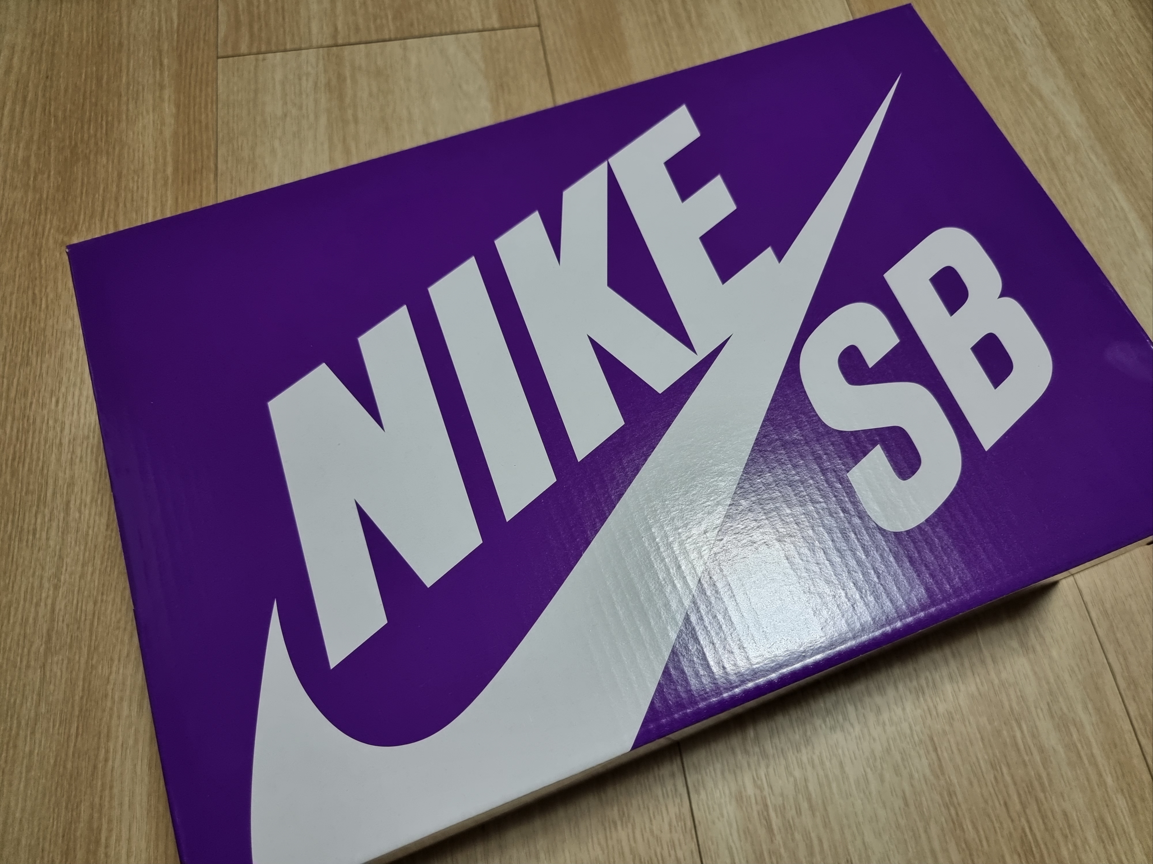 Nike SB Dunk High Pro Pineapple 착용 스타일 - 2