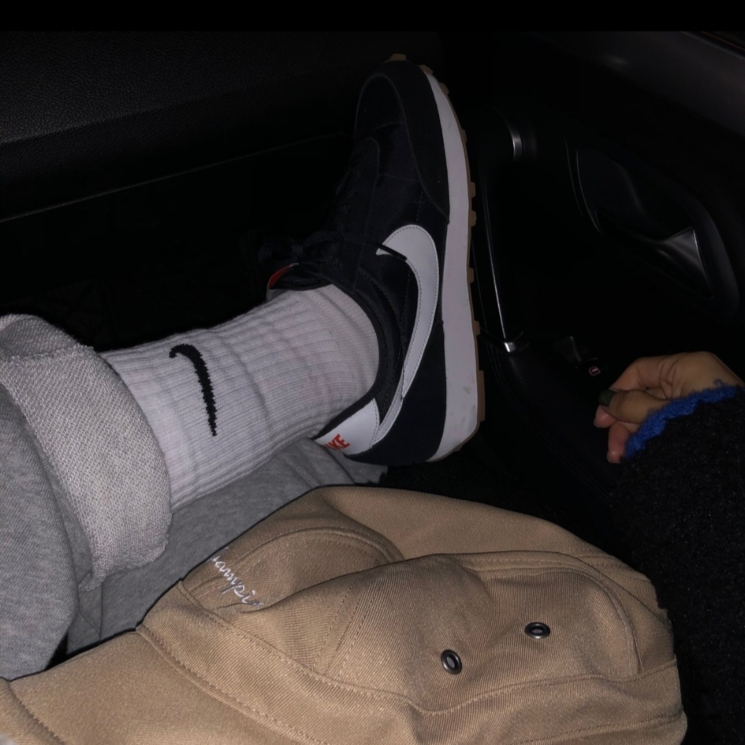 (W) Nike Daybreak Black White 착용 스타일 - 2