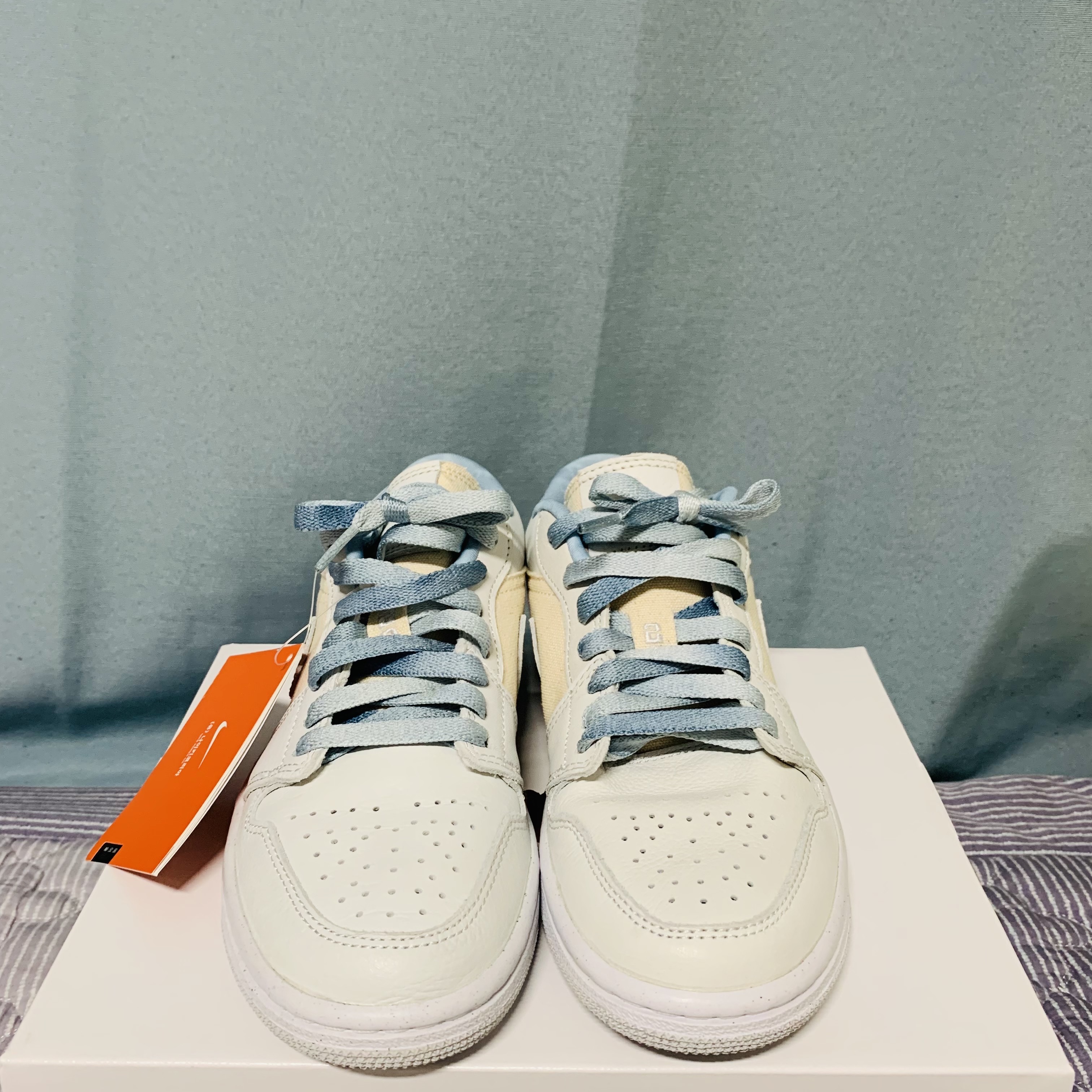 (W) Jordan 1 Low Canvas 착용 스타일 - 2