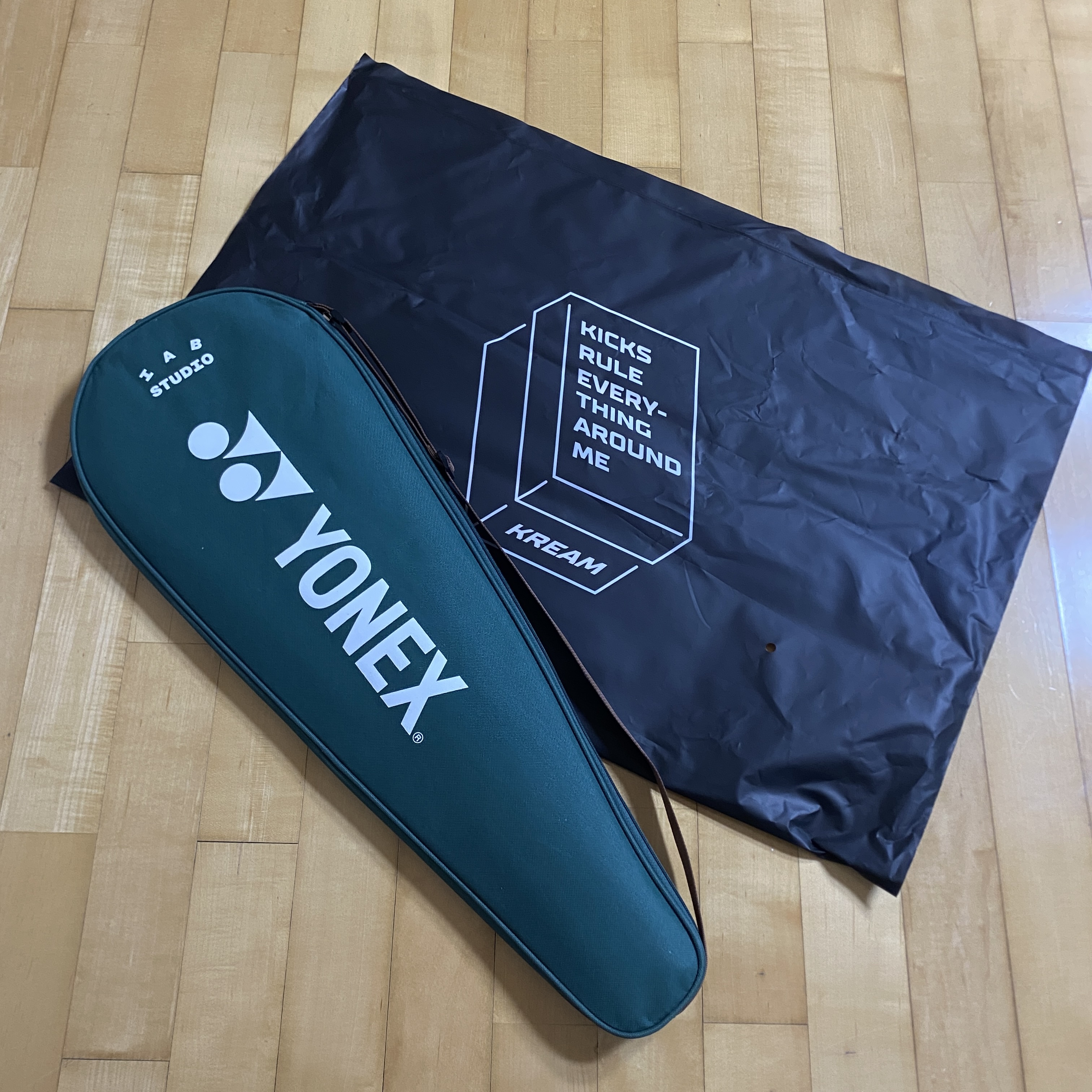 IAB Studio x Yonex Double Racquet Nanoflare 착용 스타일 - 2