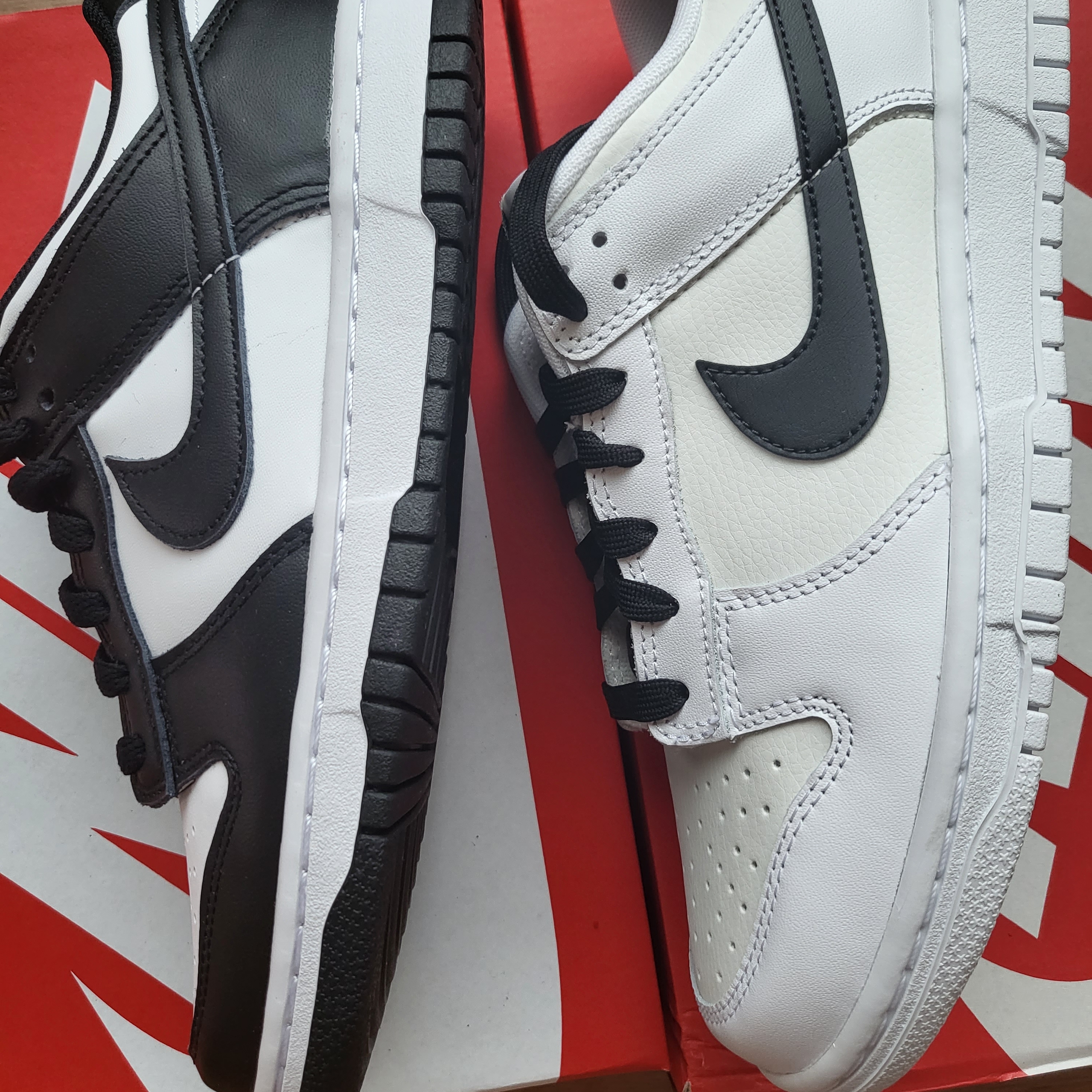 Nike Dunk Low Retro Summit White, (GS) Nike Dunk Low Black 착용 스타일 - 4