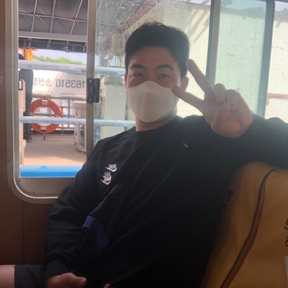 KREAM 프로필 이미지