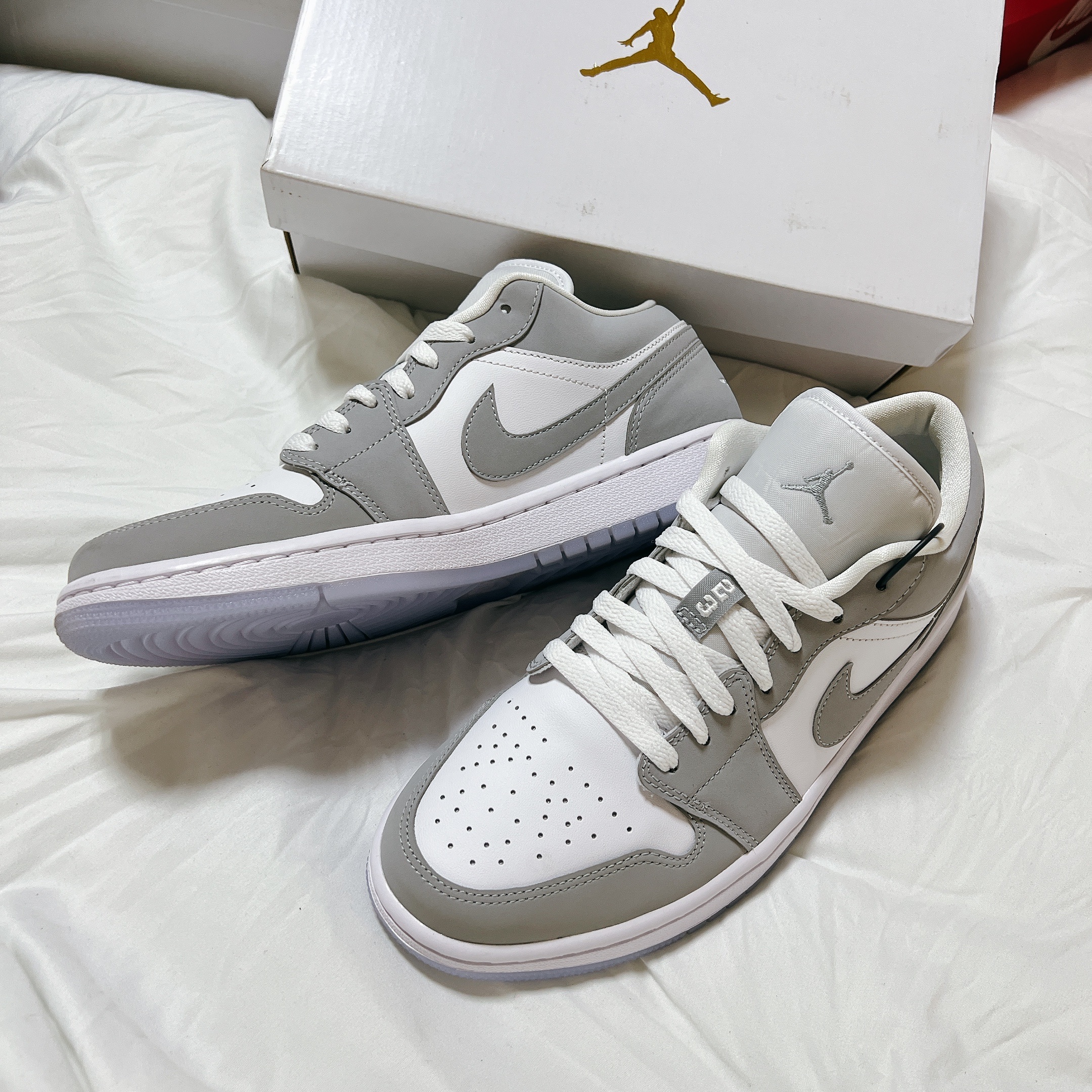 (W) Jordan 1 Low White Wolf Grey 착용 스타일