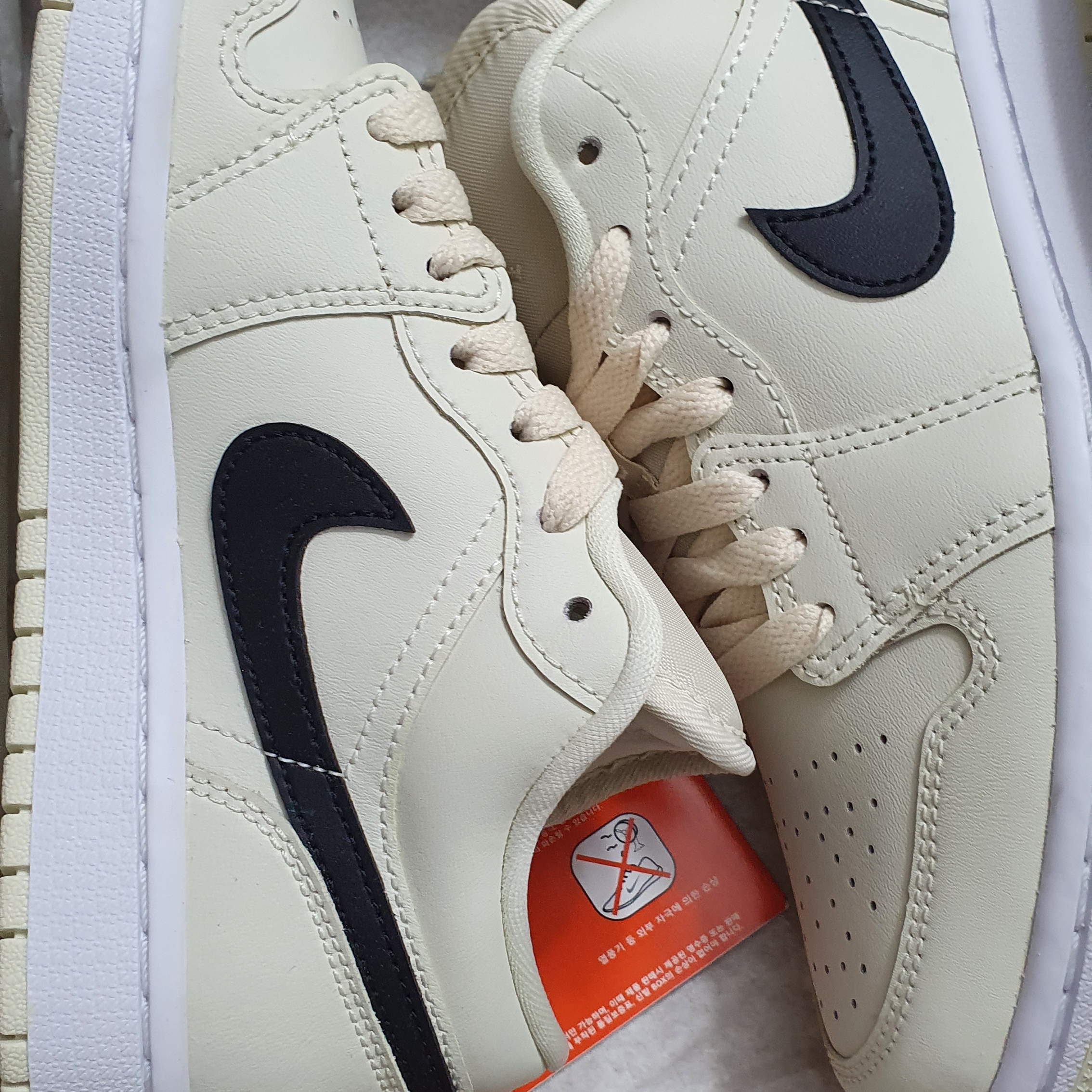 (W) Jordan 1 Low Coconut Milk 착용 스타일