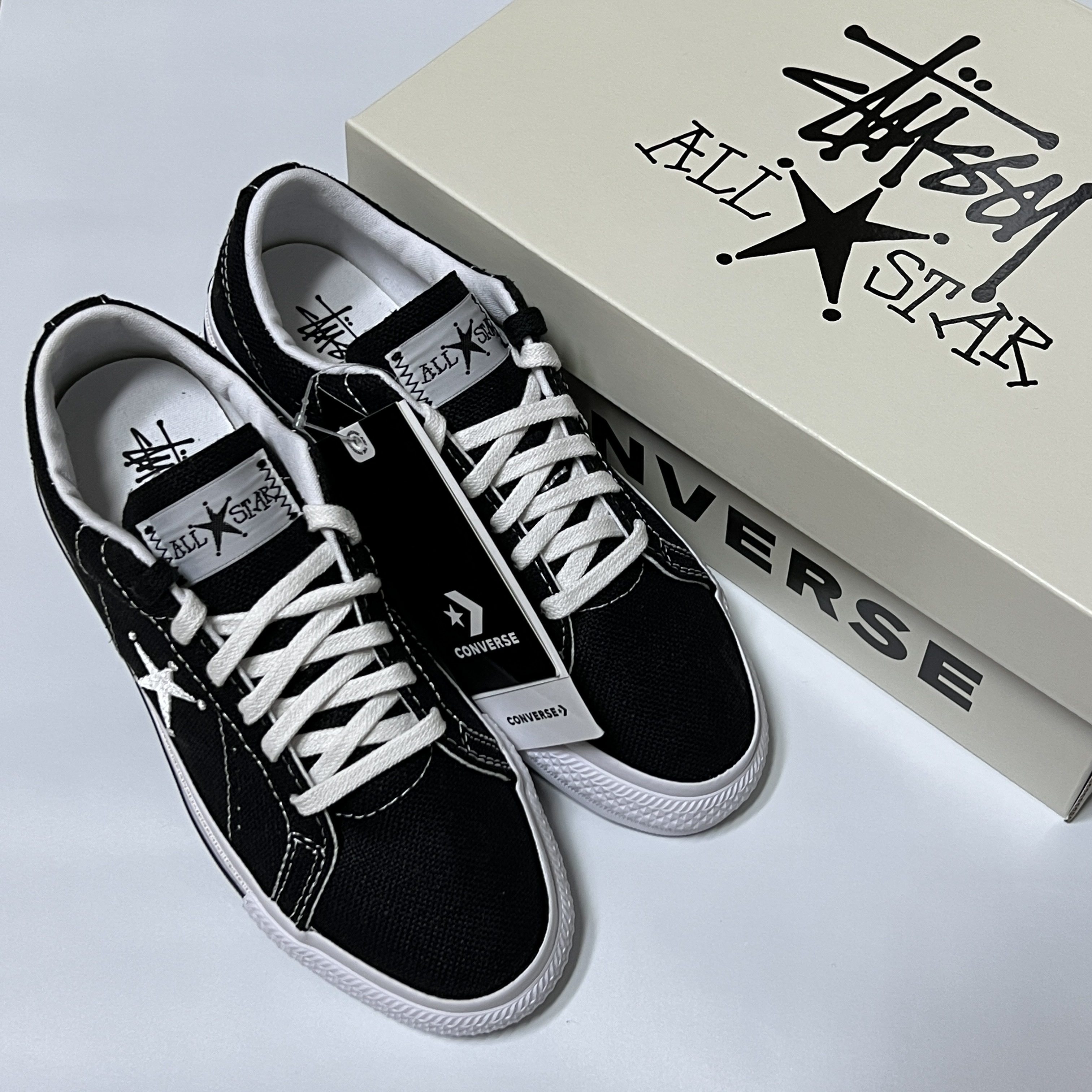 Converse x Stussy One Star Ox Black 착용 스타일