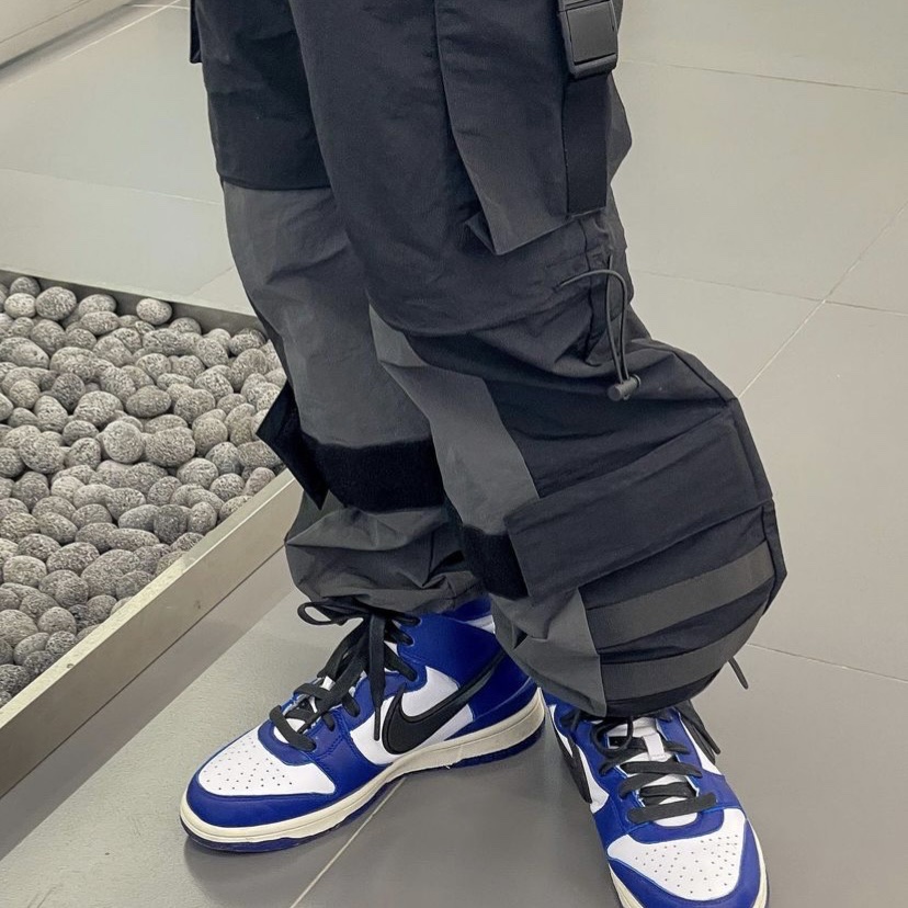 Jordan 1 Mid Light Smoke Grey Anthracite 착용 스타일 - 3