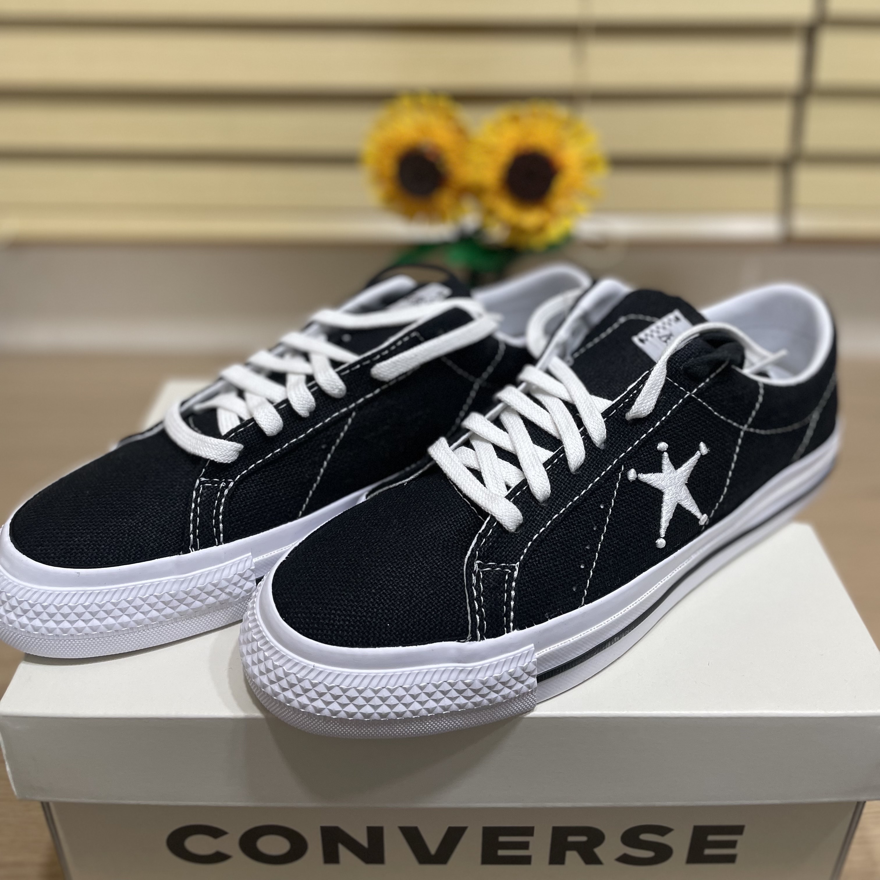 Converse x Stussy One Star Ox Black 착용 스타일