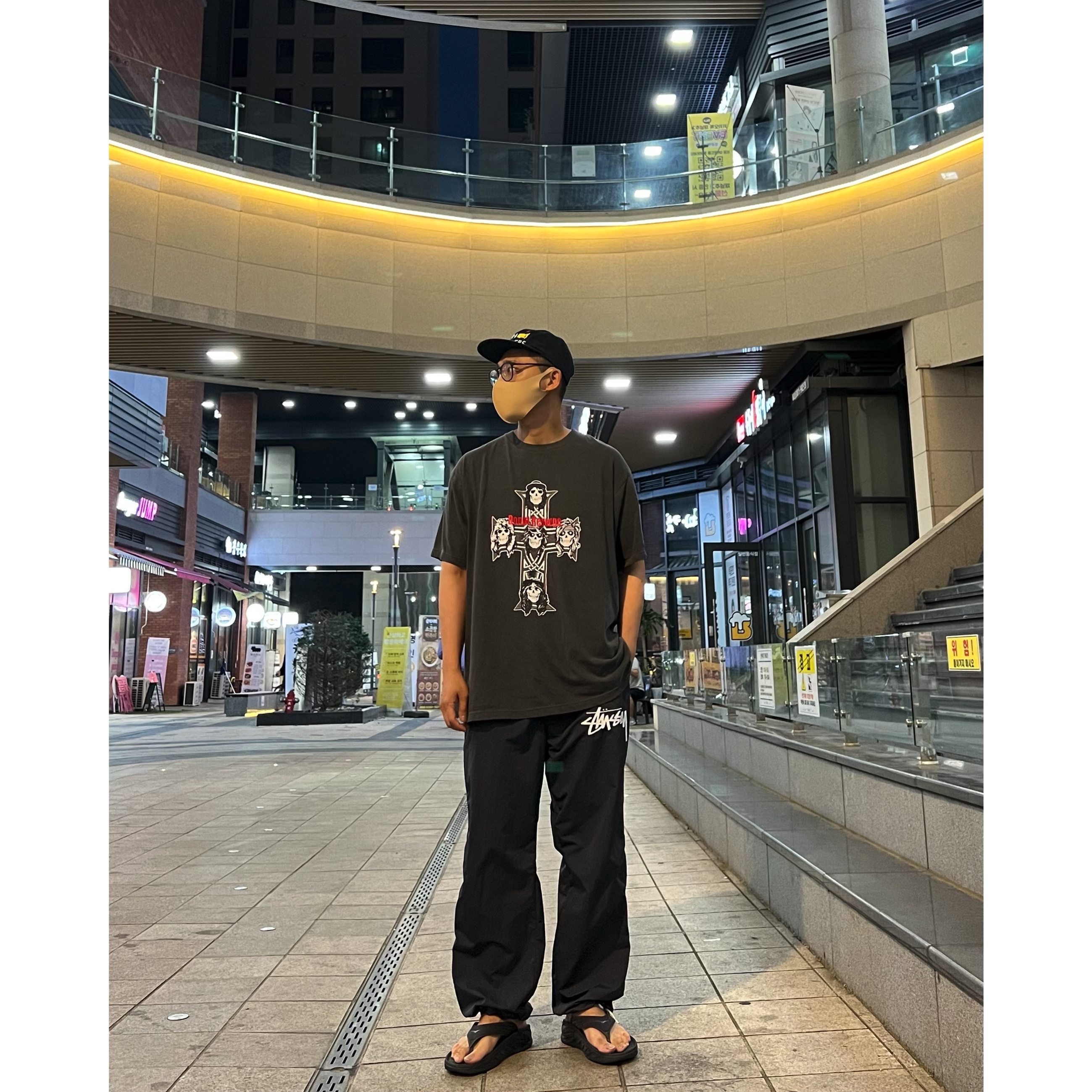 Nike x Stussy Beach Pants Off Noir 착용 스타일