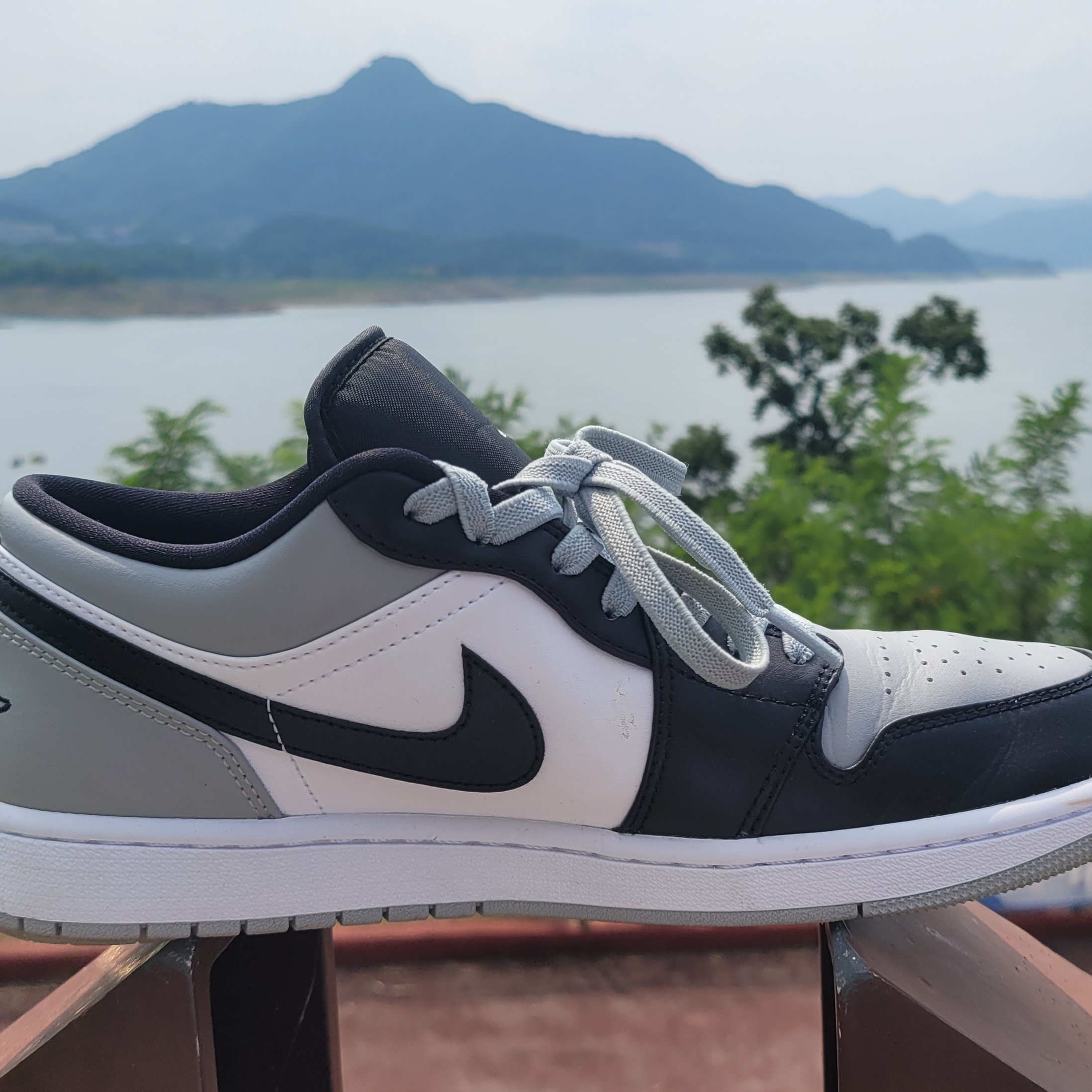 Jordan 1 Low Light Smoke Grey Black 착용 스타일 - 1