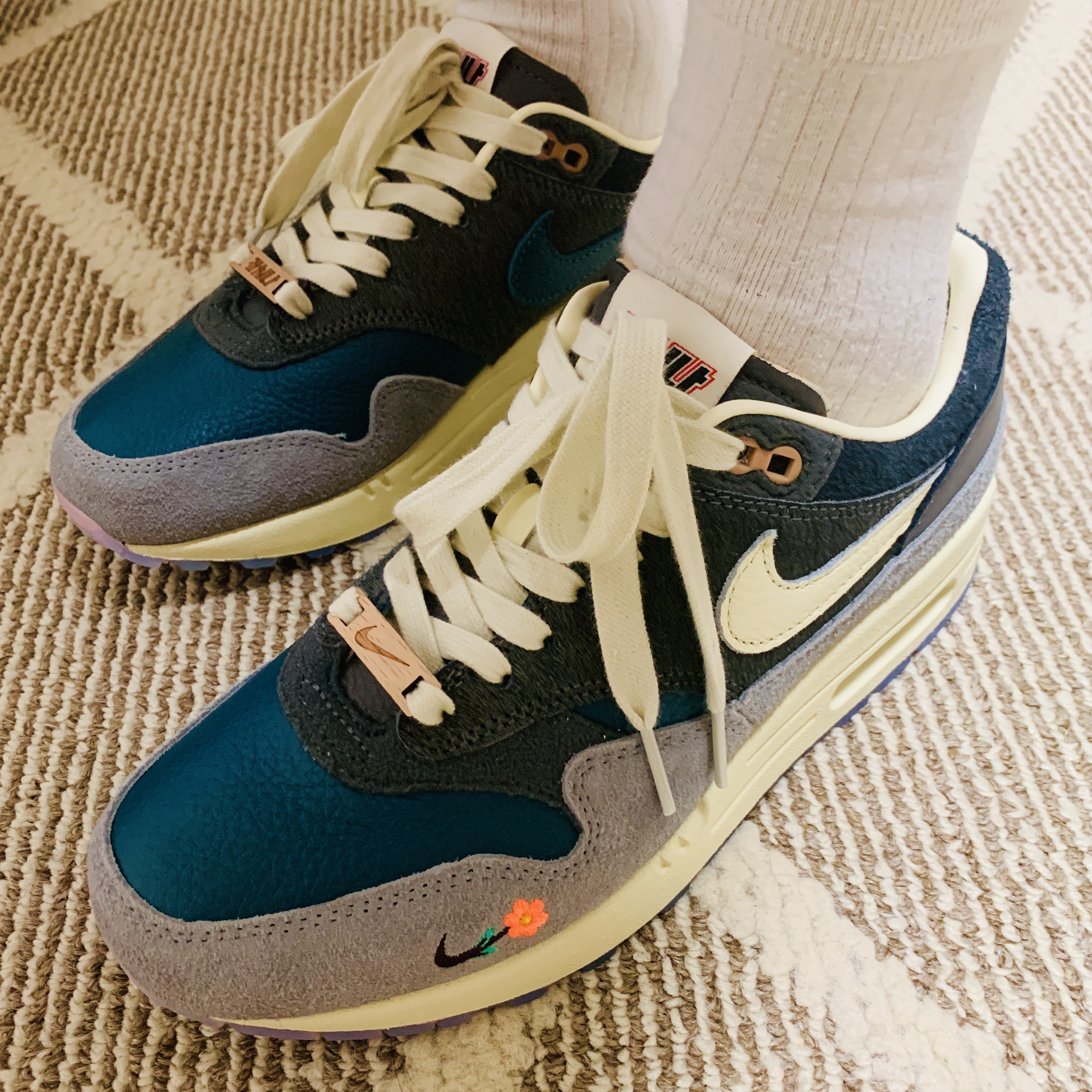 Nike x Kasina Air Max 1 SP Won-Ang Particle Grey 착용 스타일