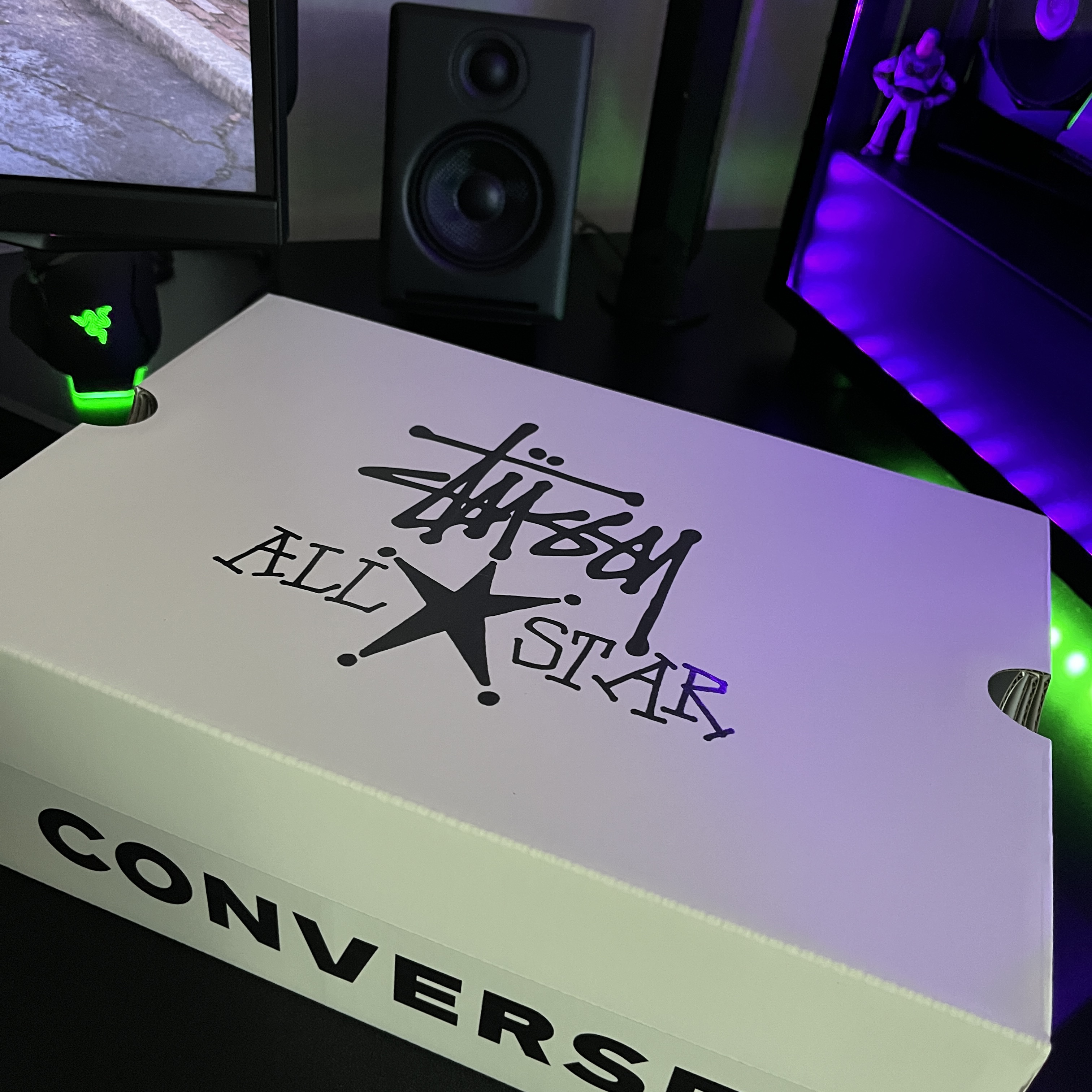 Converse x Stussy Chuck 70 High Black 착용 스타일 - 1