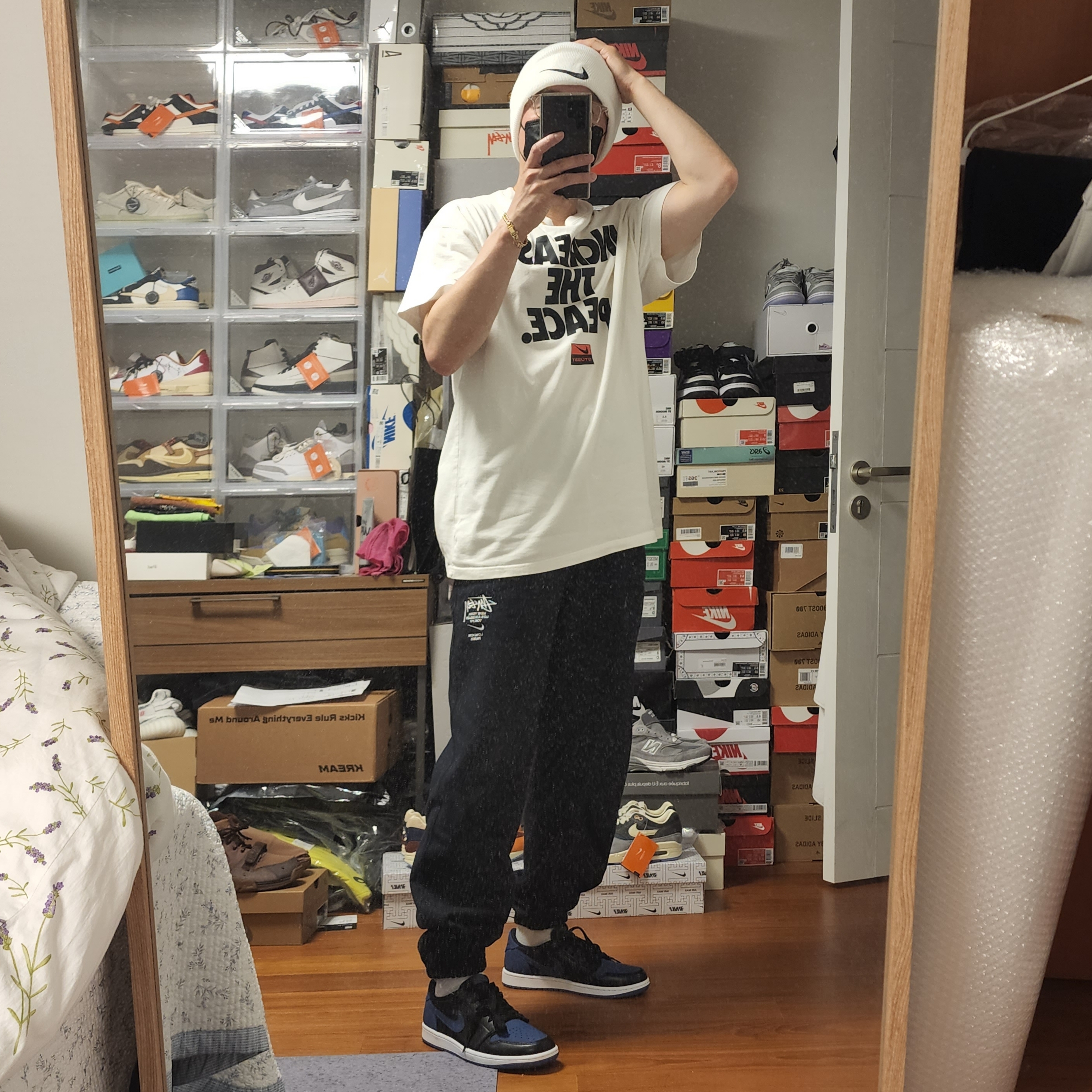 Nike x Stussy Increase The Peace T-Shirt - US/EU, Nike x Stussy NRG ZR Fleece Pants Black - US/EU 착용 스타일 - 1