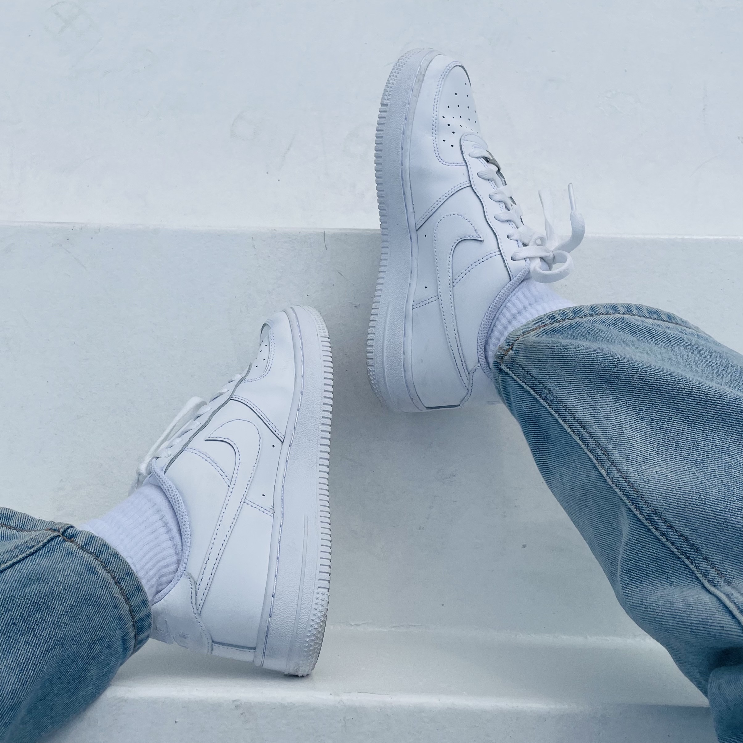 (W) Nike Air Force 1 '07 Low White, Nike Air Force 1 '07 Low White 착용 스타일 - 4