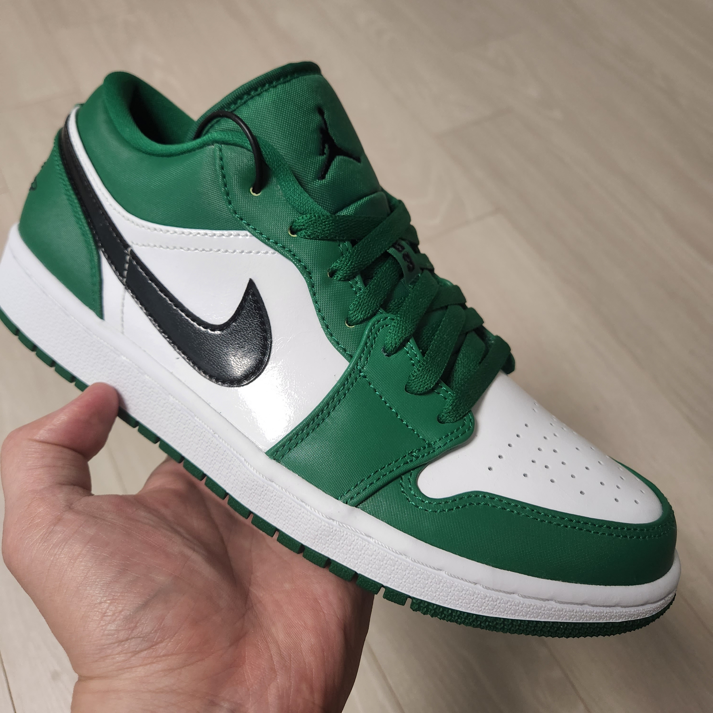 Jordan 1 Low Pine Green 착용 스타일