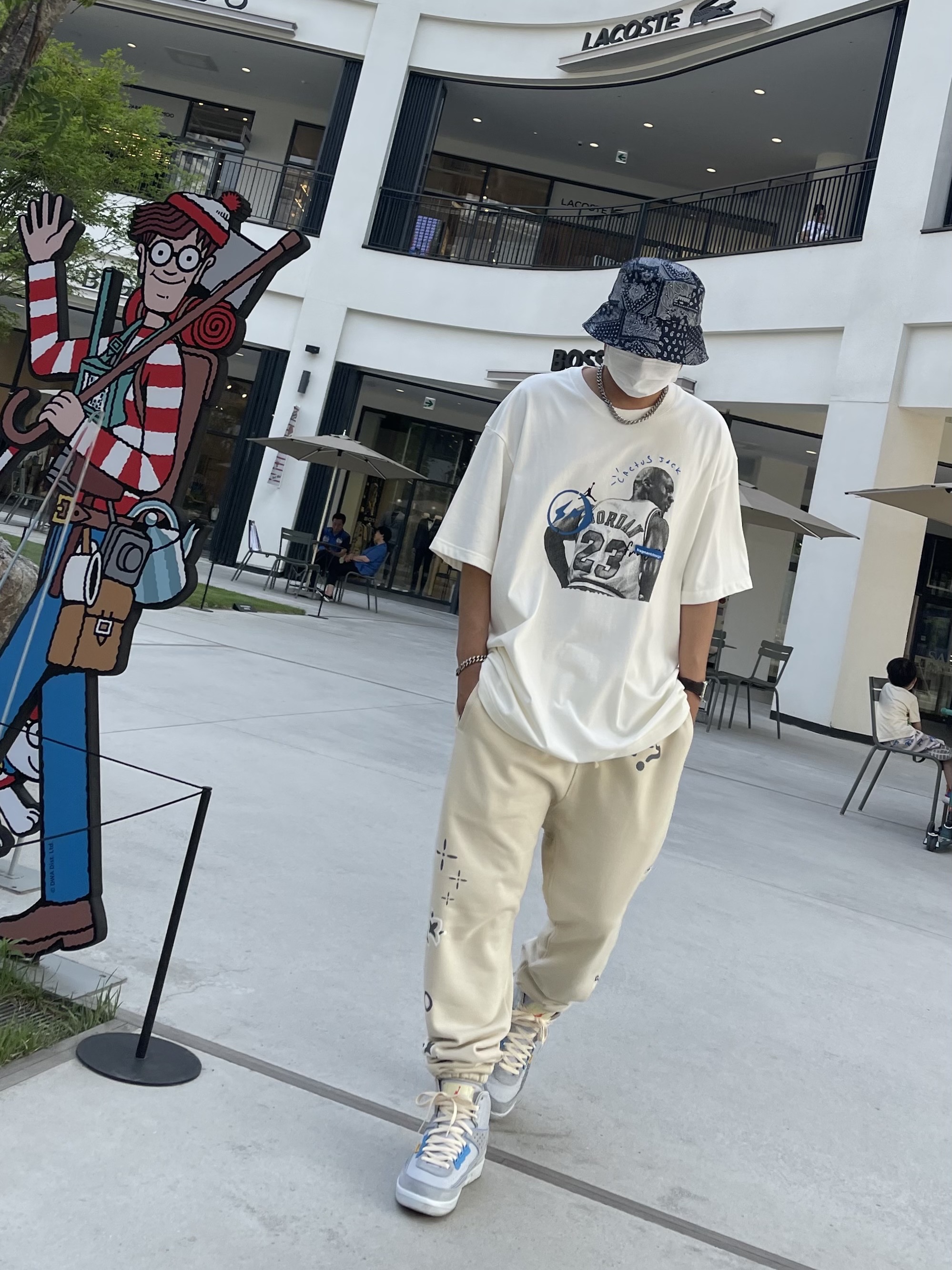 Jordan x Travis Scott x Fragment T-Shirt Sail (DJ0619-133), Jordan 2 x Union Retro SP Grey Fog 착용 스타일 - 1