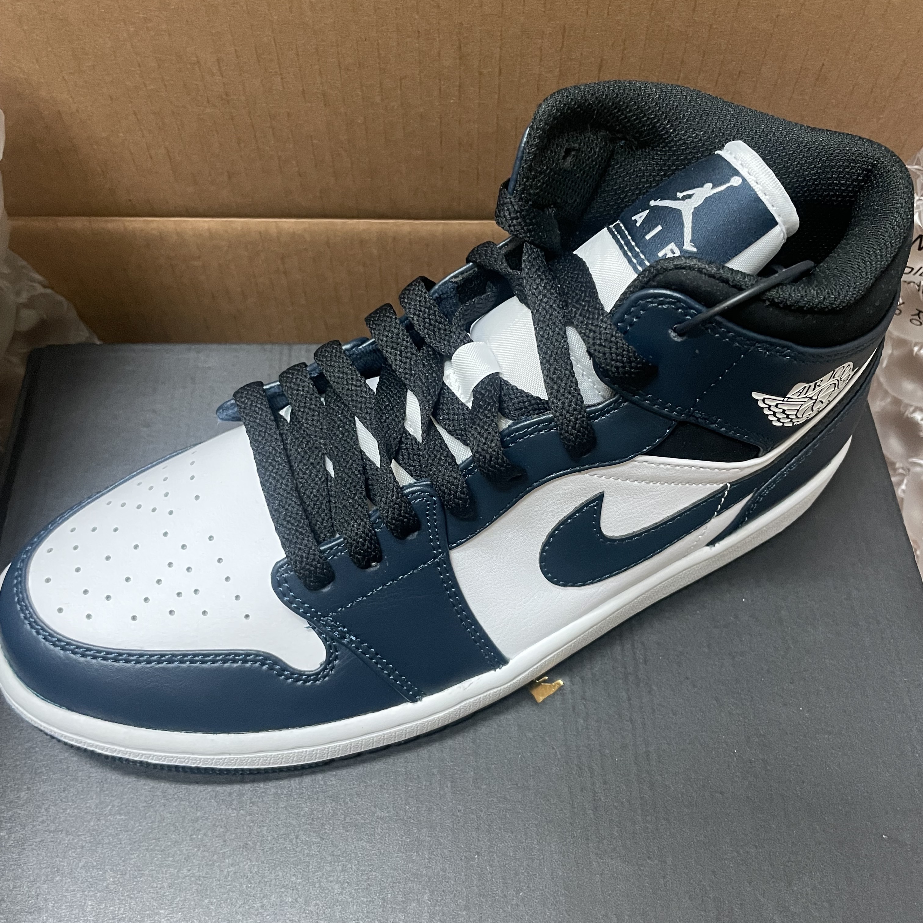 Jordan 1 Mid Dark Teal 착용 스타일