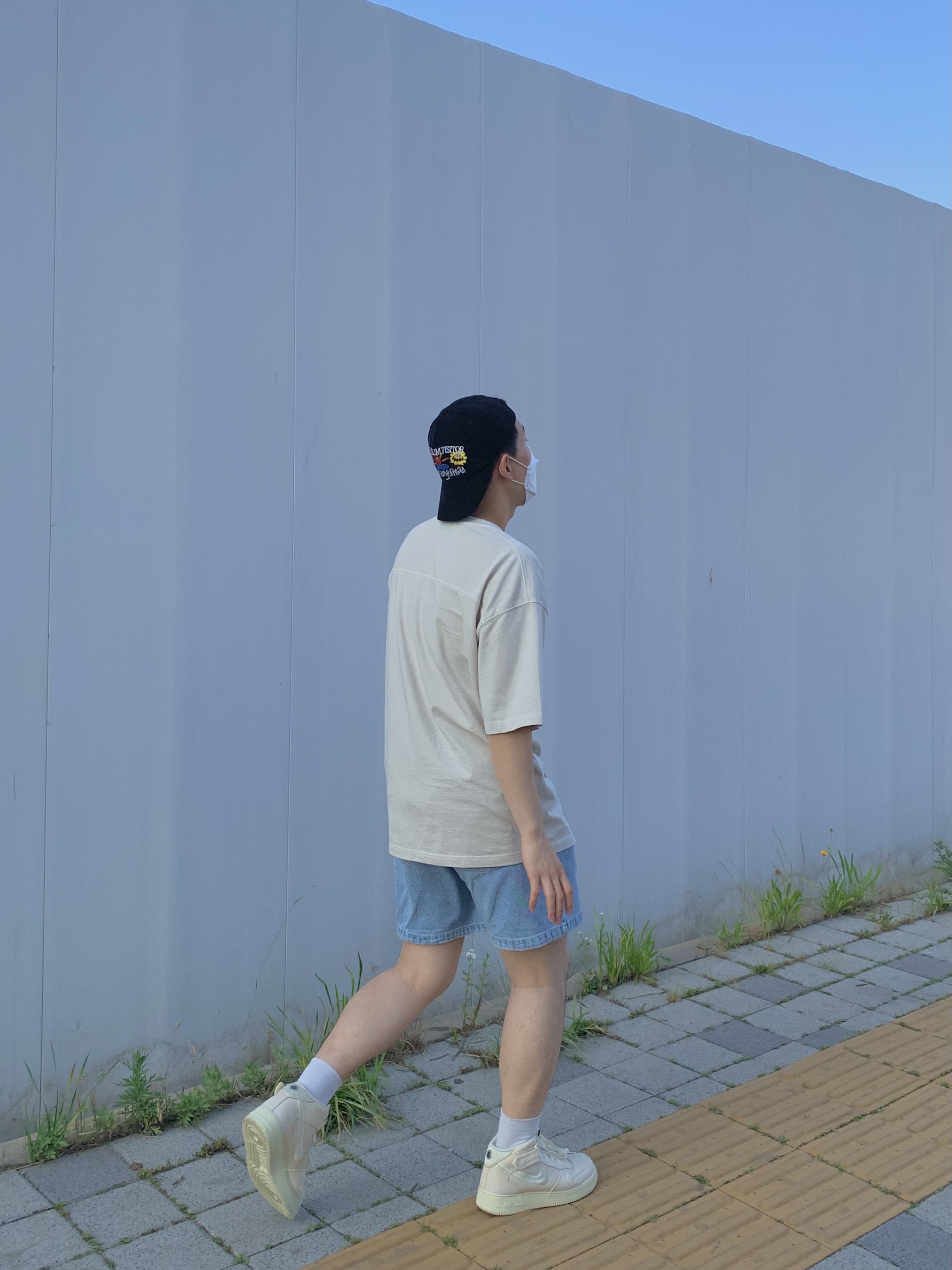 Nike x Stussy Air Force 1 '07 Mid SP Fossil 착용 스타일 - 1